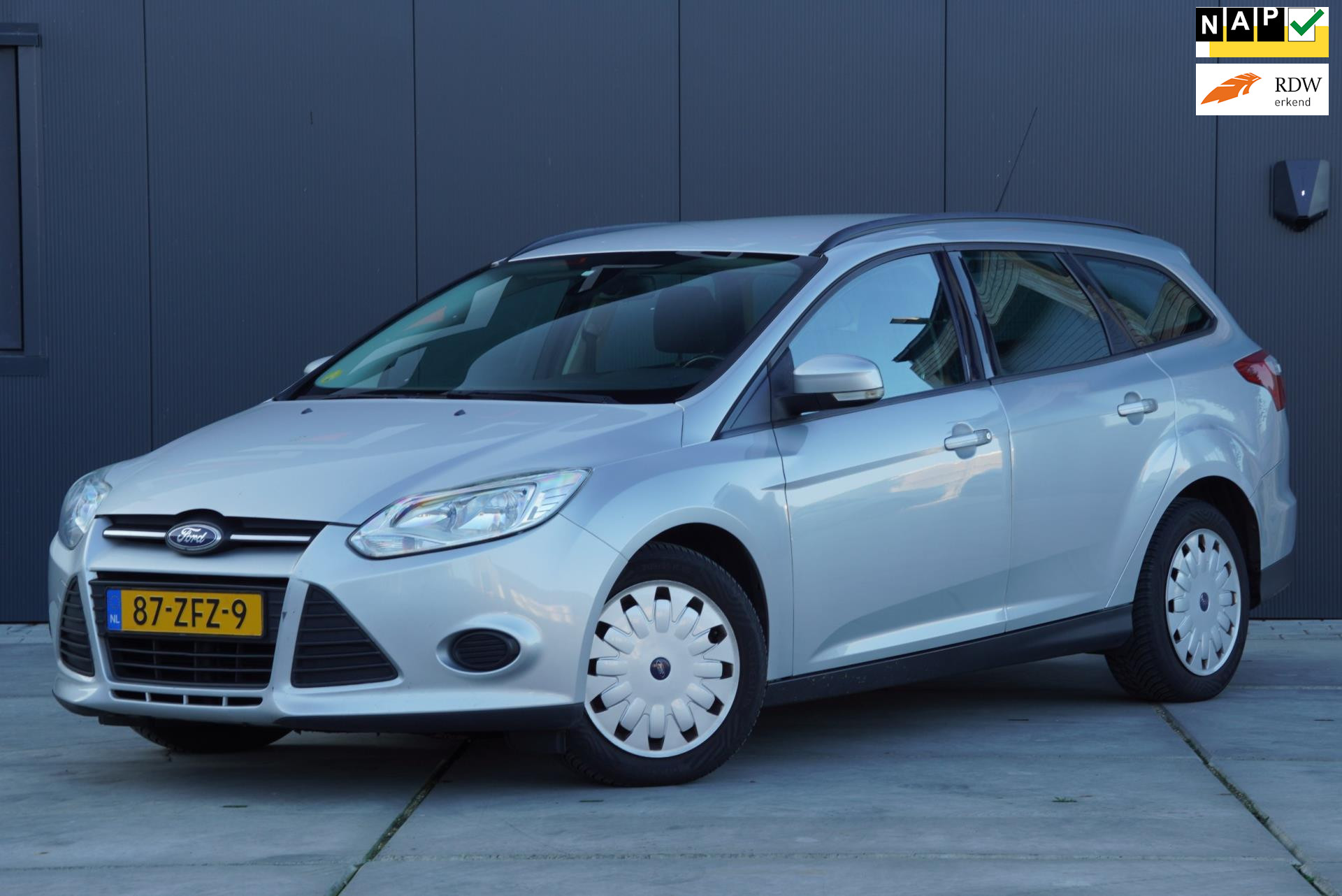 Foto van FORD FOCUS