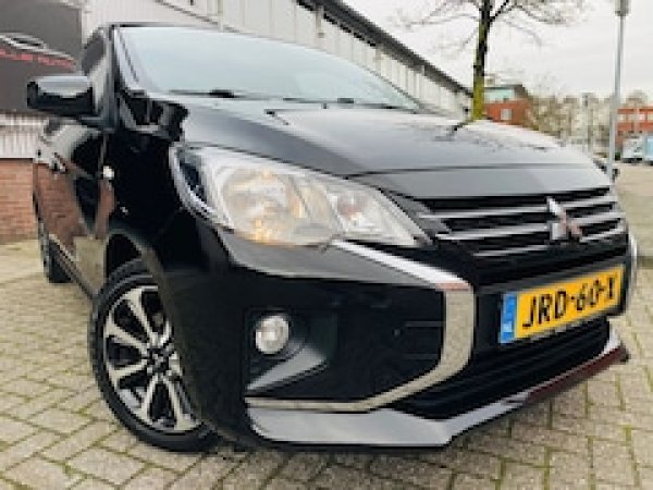 Foto van Mitsubishi Space Star