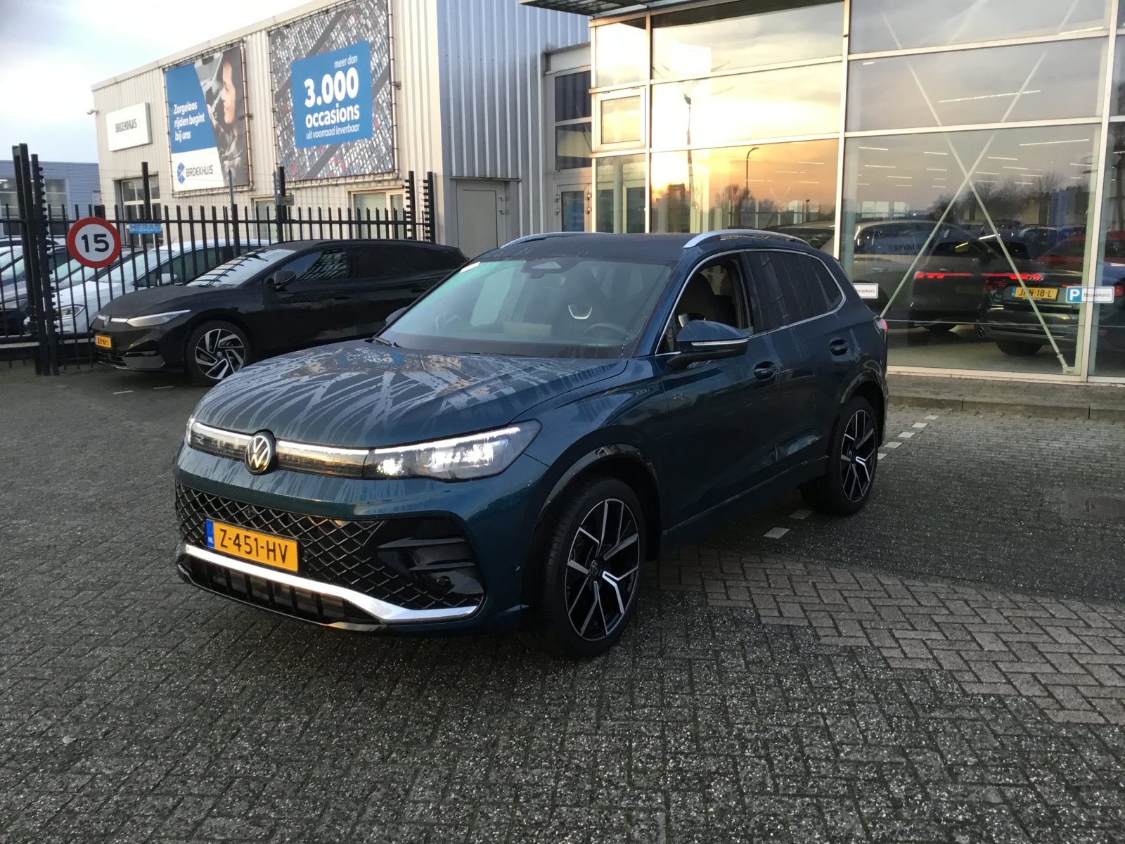 Volkswagen Tiguan 1.5 eTSI R-Line 2024 - voorkant