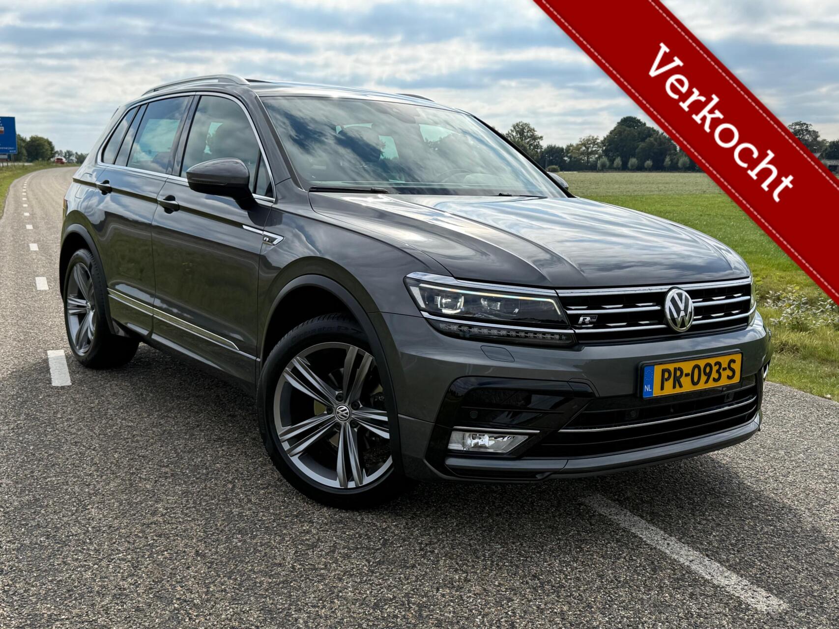 Volkswagen Tiguan 1.4 TSI Business R Line | VERKOCHT 2017 - voorkant