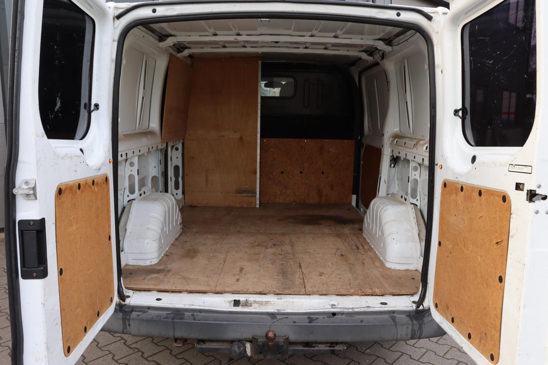 Foto van Ford Transit 260s Van 85dpf LR 4.23