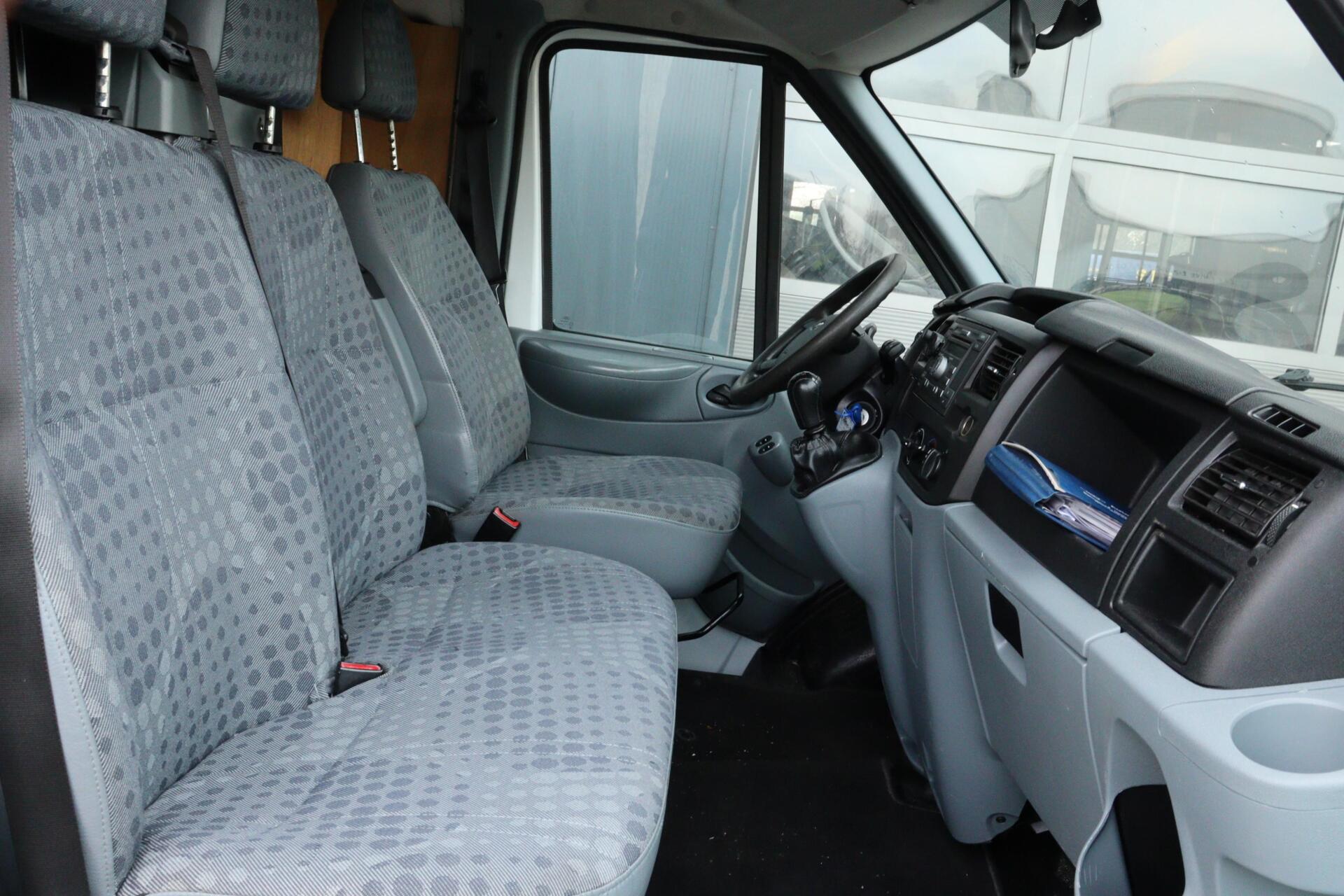 Foto van Ford Transit 260s Van 85dpf LR 4.23