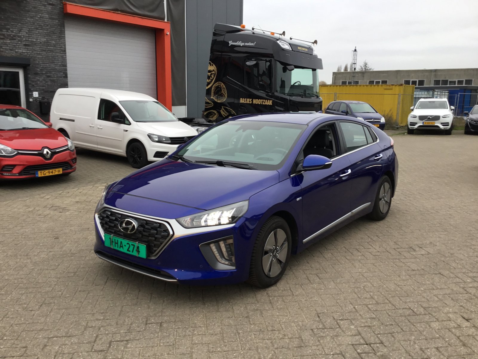 Hyundai Ioniq 1.6 GDi Premium 2020 - voorkant