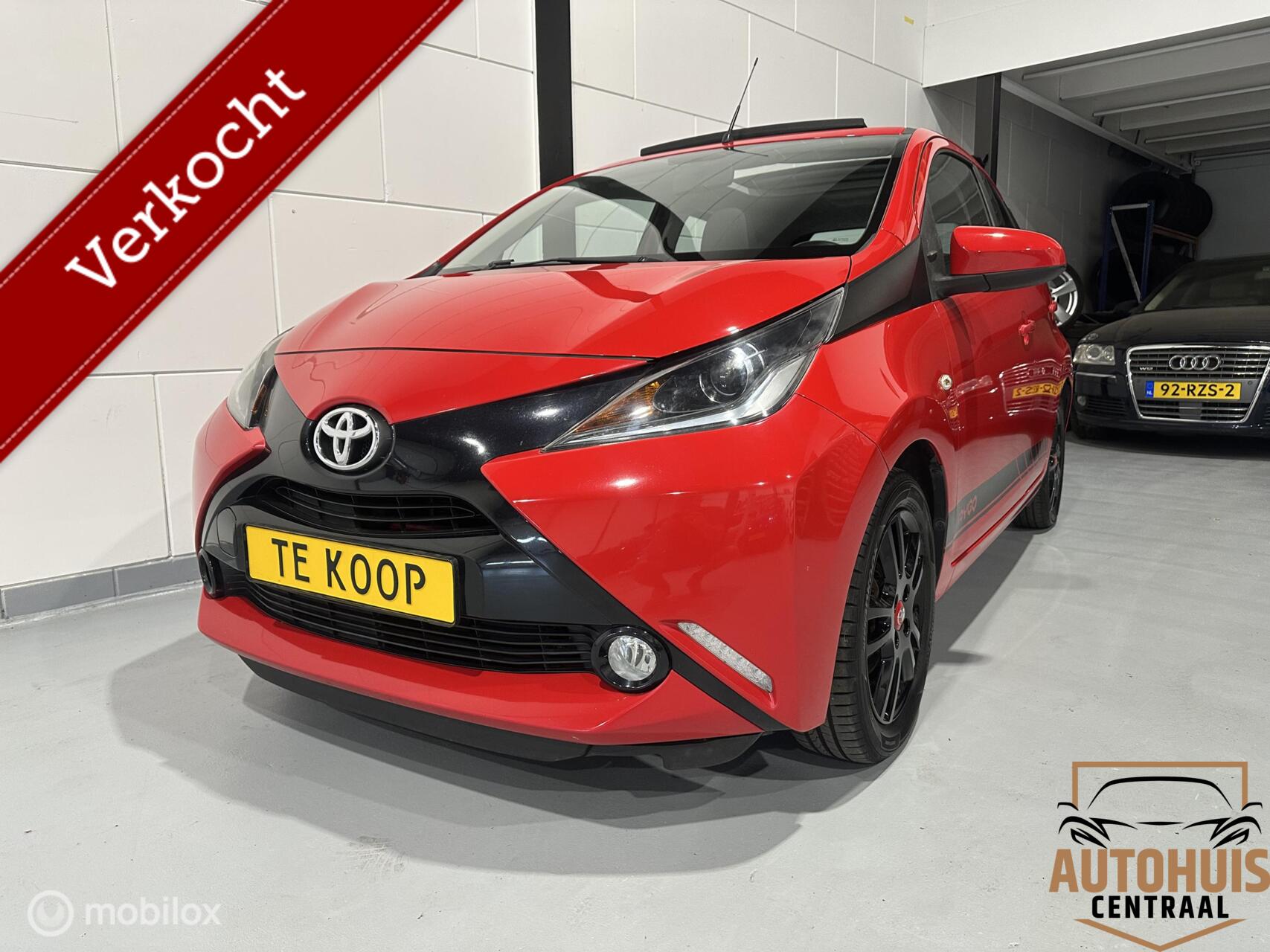 Toyota Toyota Aygo 1.0 VVT-i x-wave*App-carplay*Airco*Navi 2016 - voorkant