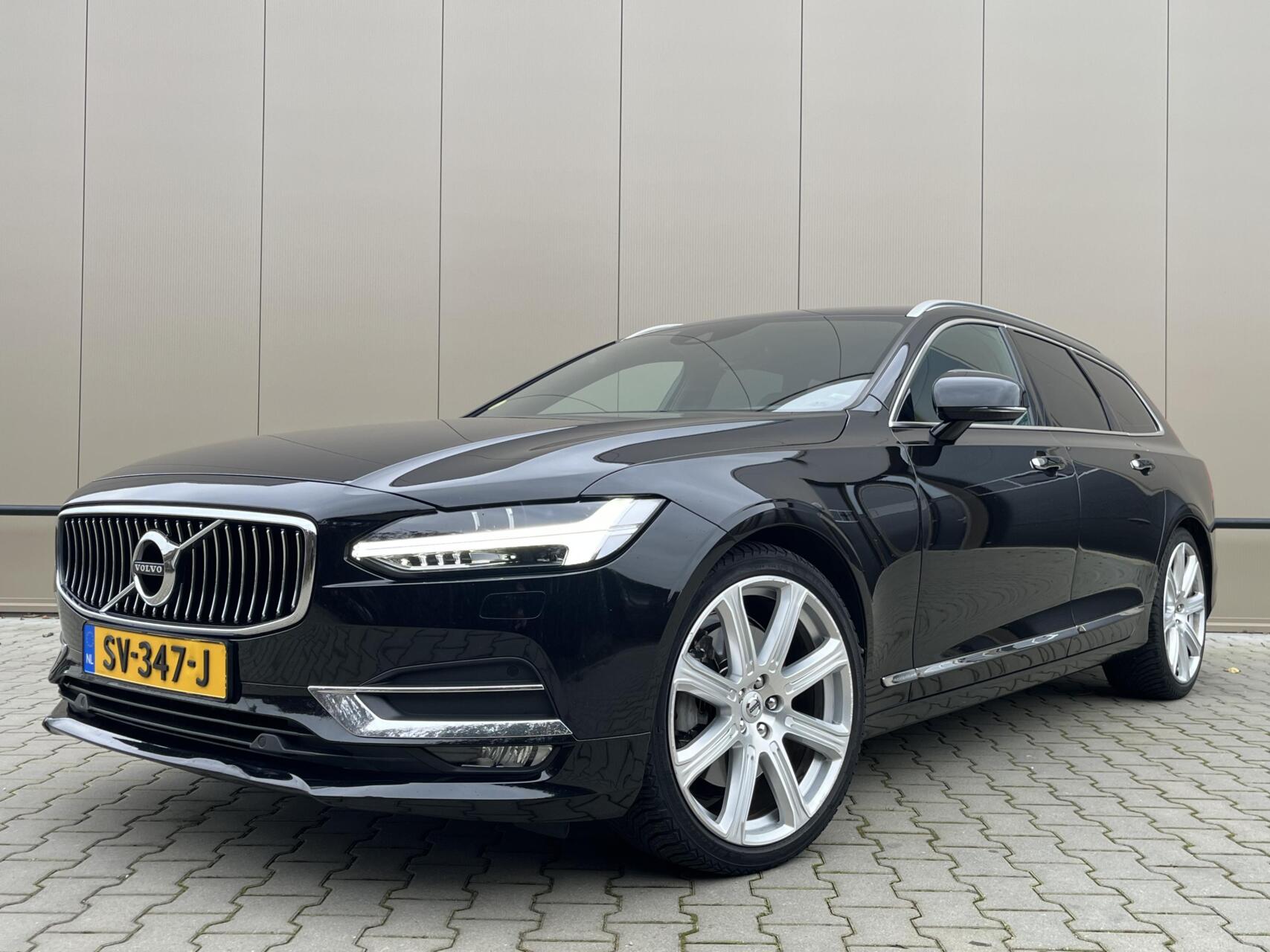 Foto van VOLVO V90