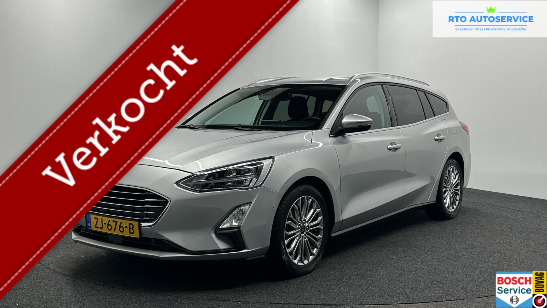 Ford Focus 1.0 EcoBoost Titanium Business CAMERA CRUISE LM CARPLAY TREKHAAK. 2019 - voorkant