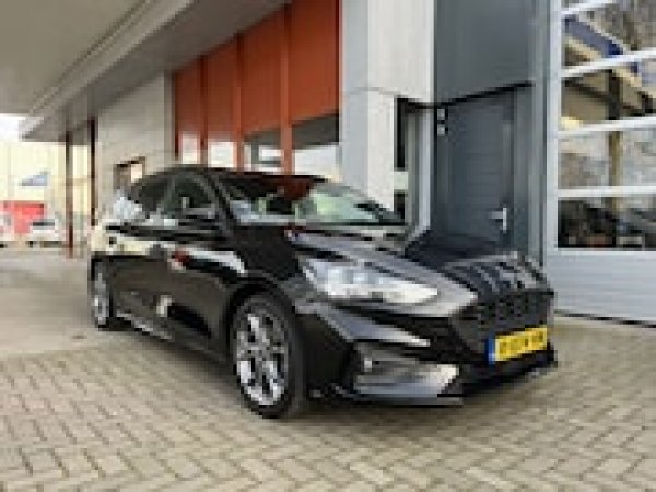 Ford Focus 1.5 EcoBoost Active X Business 2022 - voorkant