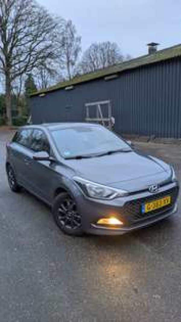 Hyundai I20 1.2 HP i-Motion 2018 - voorkant
