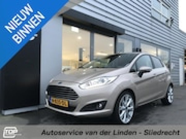 Ford Fiesta 1.0 EcoBoost Silver Edition 2016 - voorkant