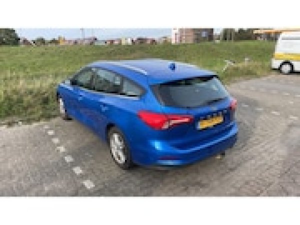 Ford Focus 1.0 EcoBoost Trend Edition Business 2020 - voorkant