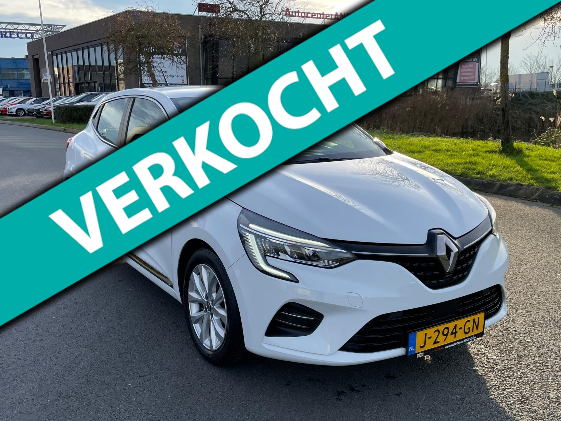 Renault Clio 1.0 TCe Intens, 5drs, Cruise, Carplay, Pdc, Navi, Lmv, Keyless, LED, 1e eig afk, Geen import, Nap, Goed oh! 2020 - voorkant