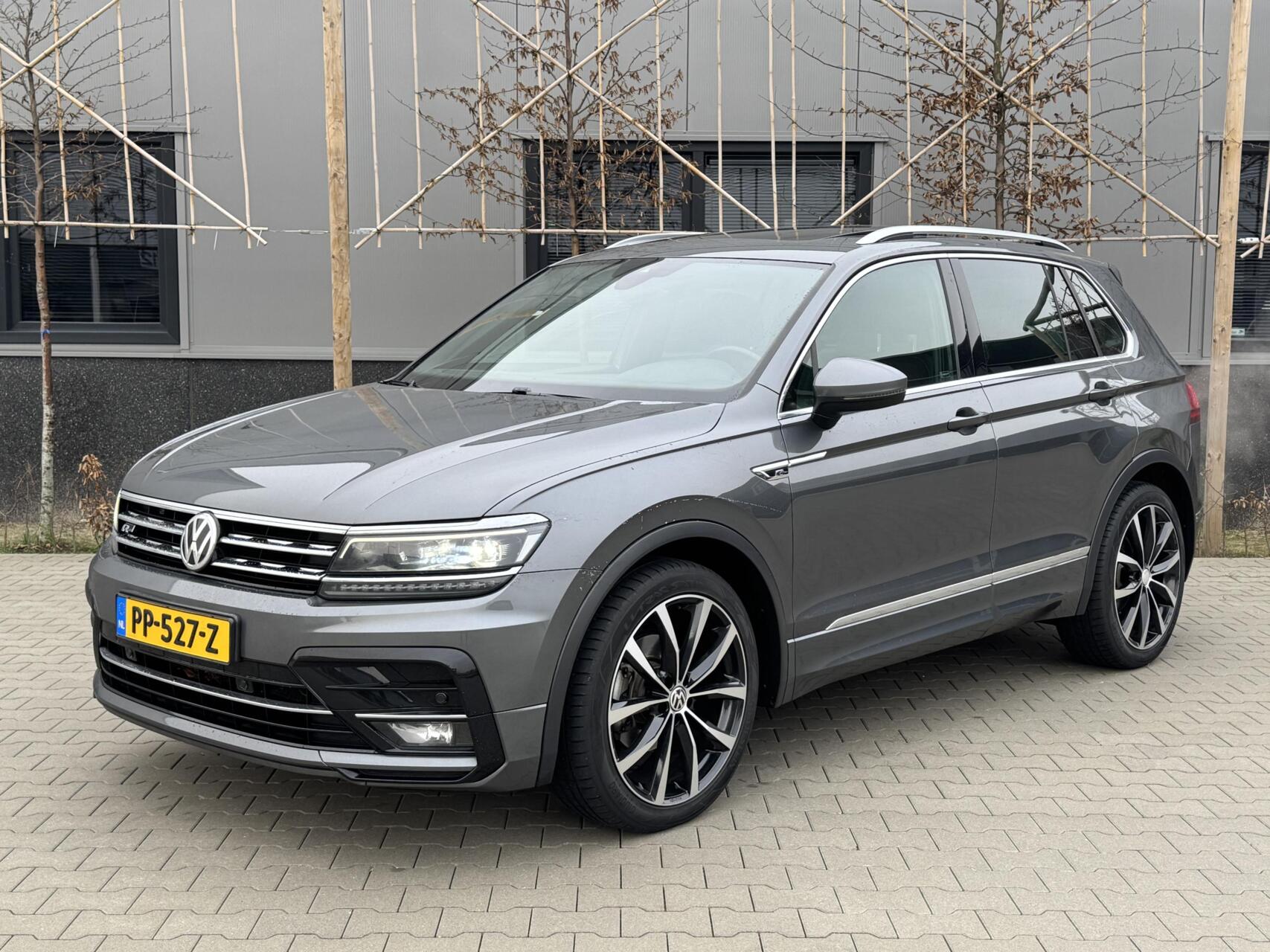 Volkswagen Tiguan 1.4 TSI R Line AUTOMAAT*NL AUTO*VOL OPTIES 2017 - voorkant