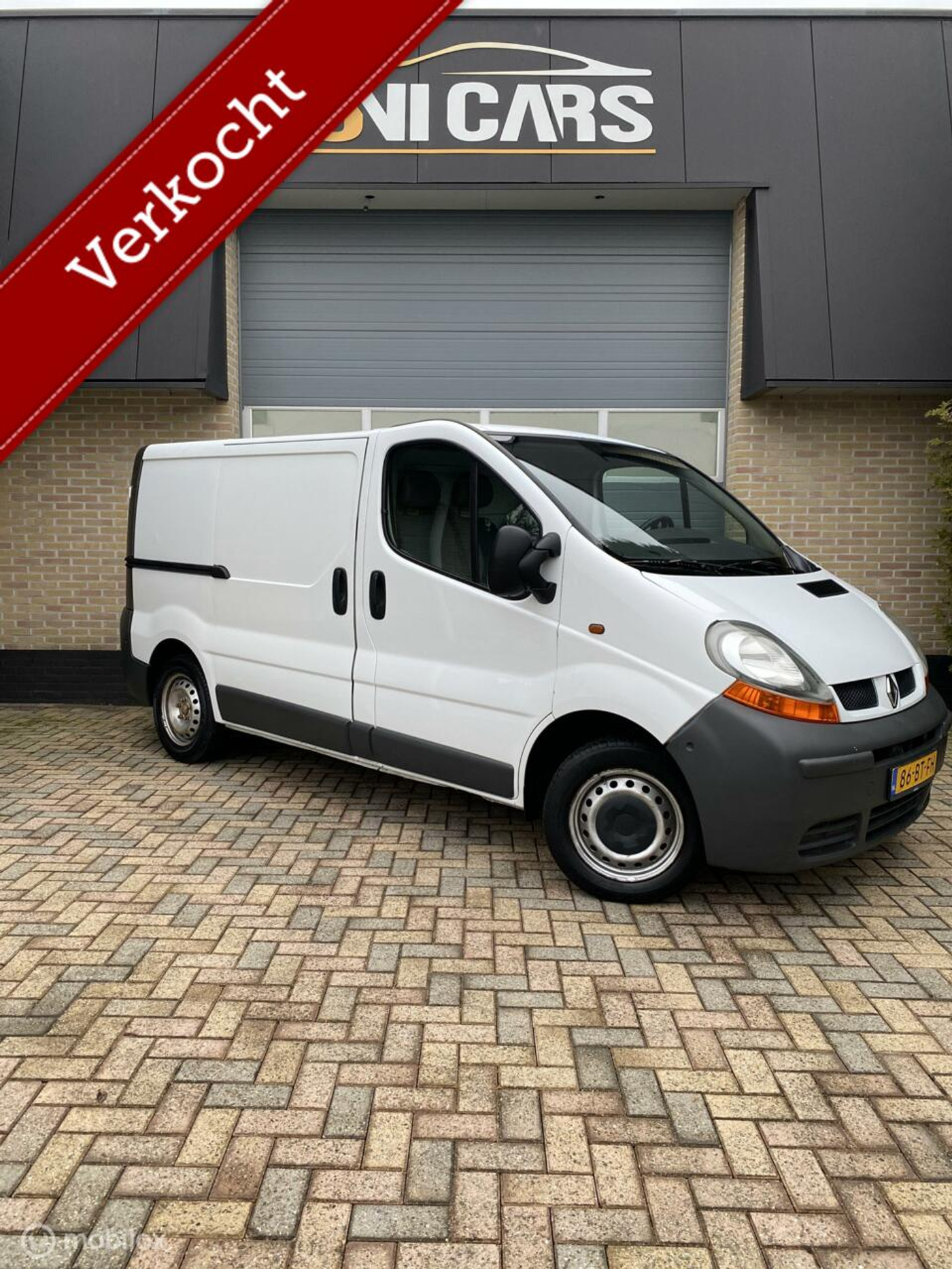 Renault Trafic Bestel 1.9 dCi L1 H1 Nieuw APK 2005 - voorkant