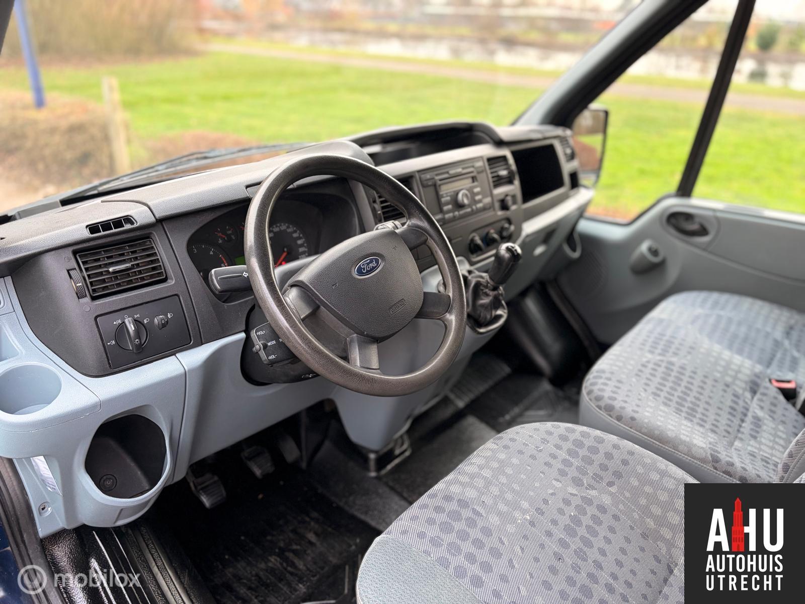 Foto van Ford Transit 260s Van 85dpf LR 4.23