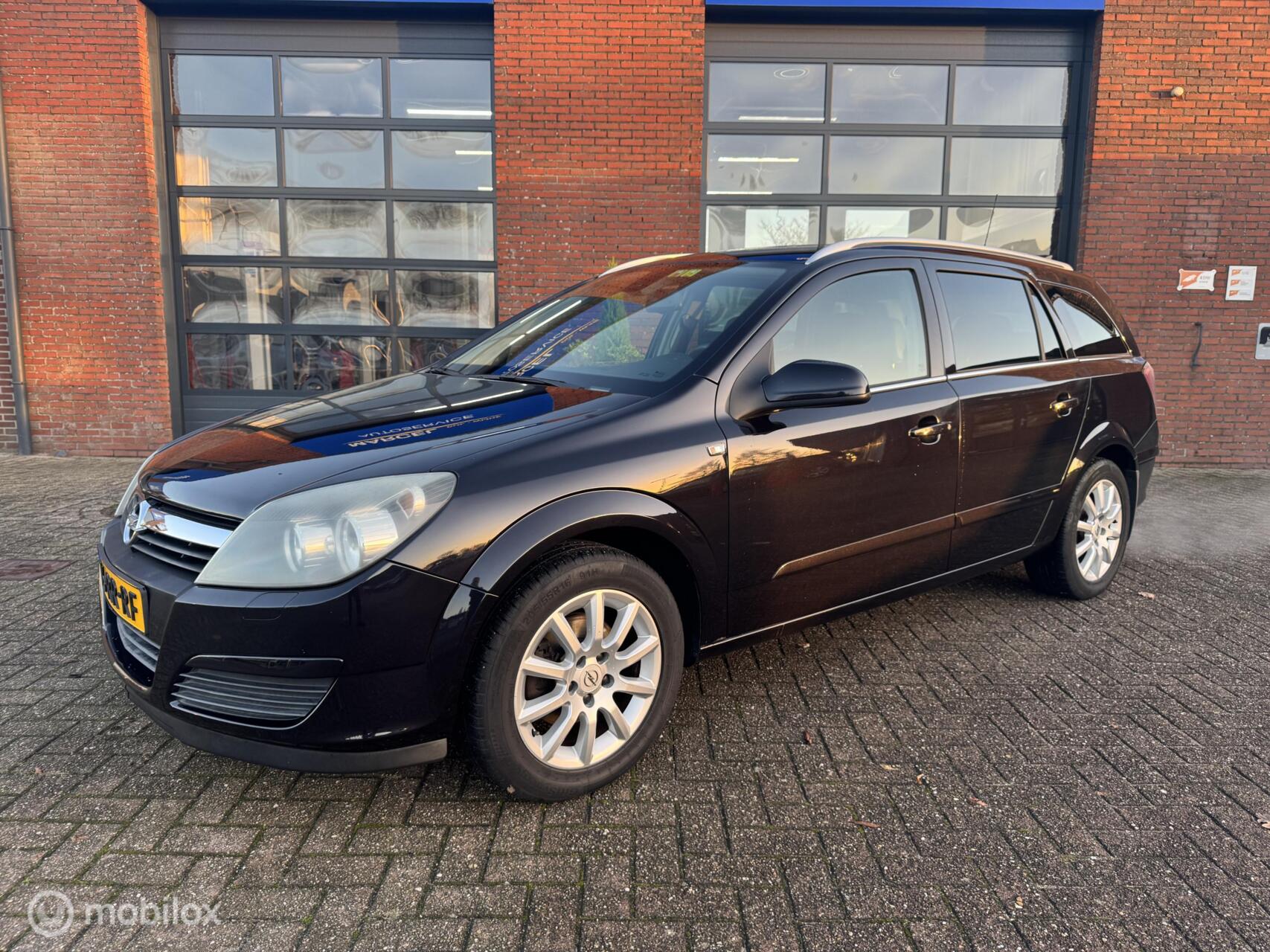 Foto van OPEL ASTRA STATION WAGON