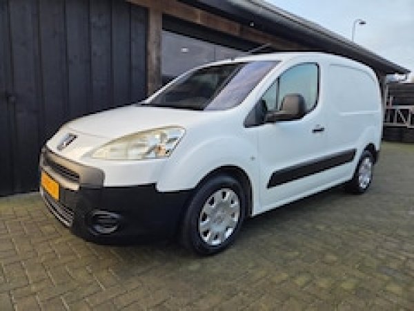 Foto van Peugeot Partner