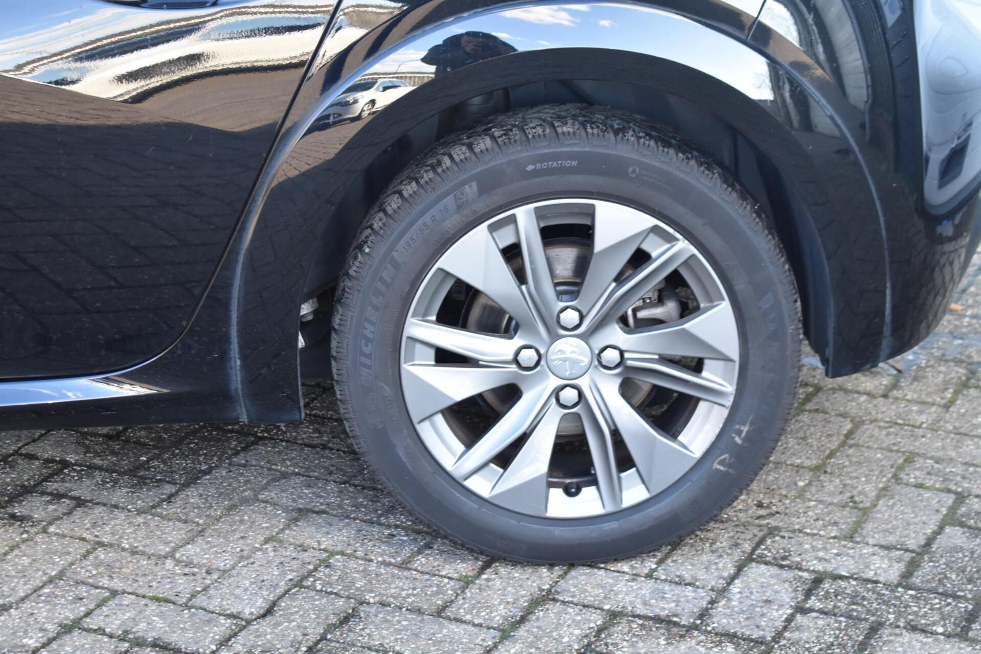 Foto van Peugeot 208