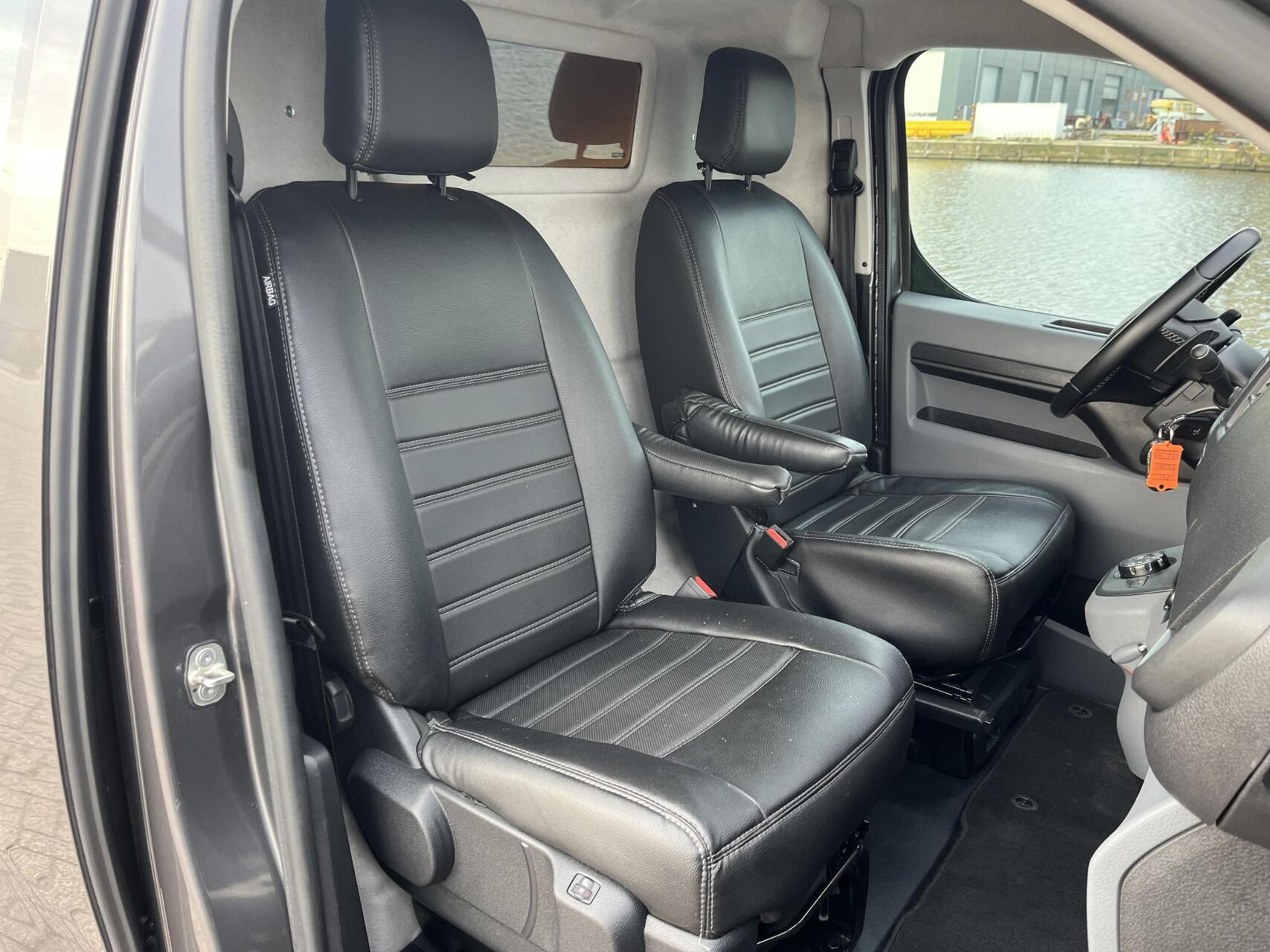 Foto van Opel Vivaro