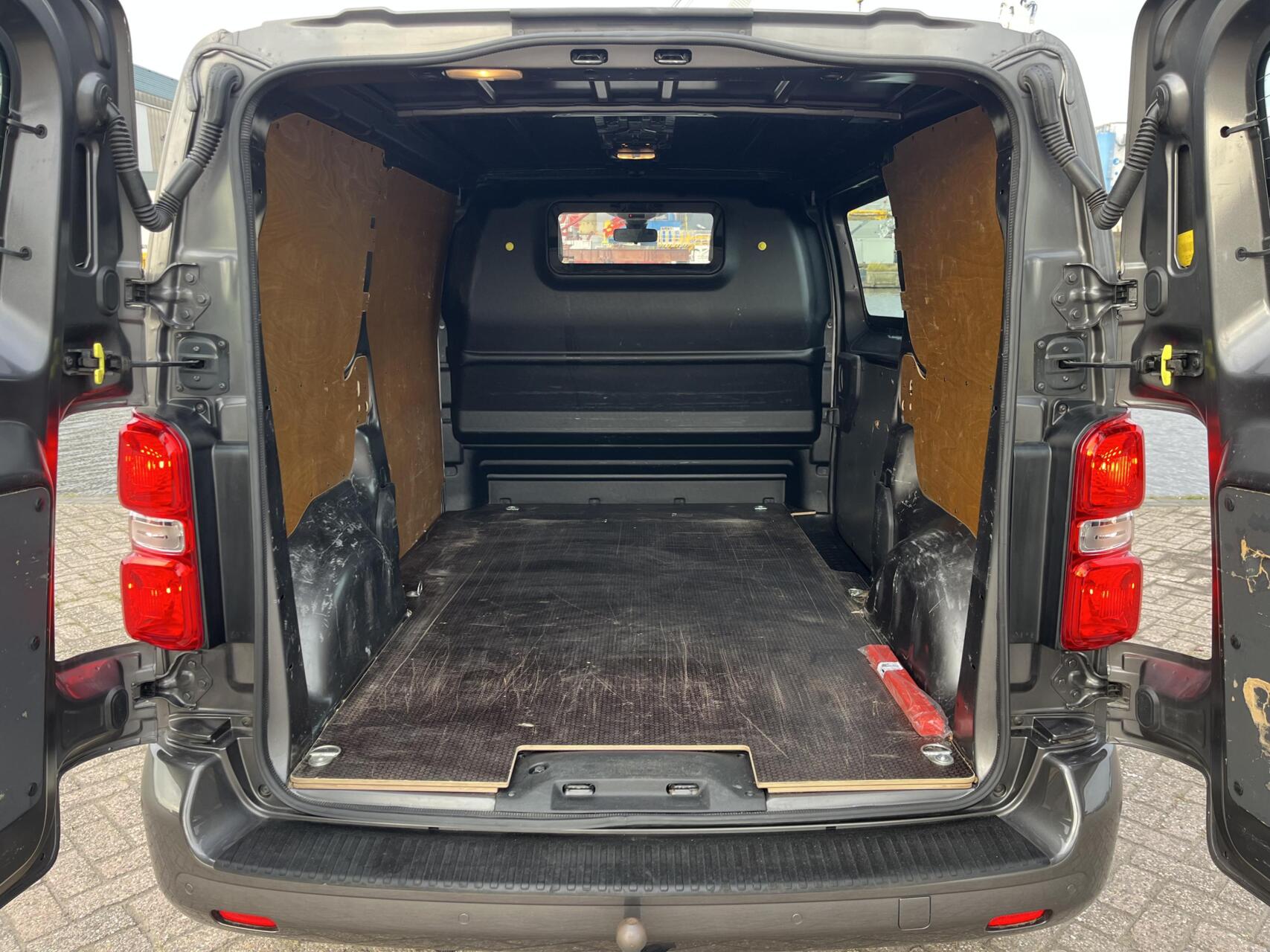 Foto van Opel Vivaro