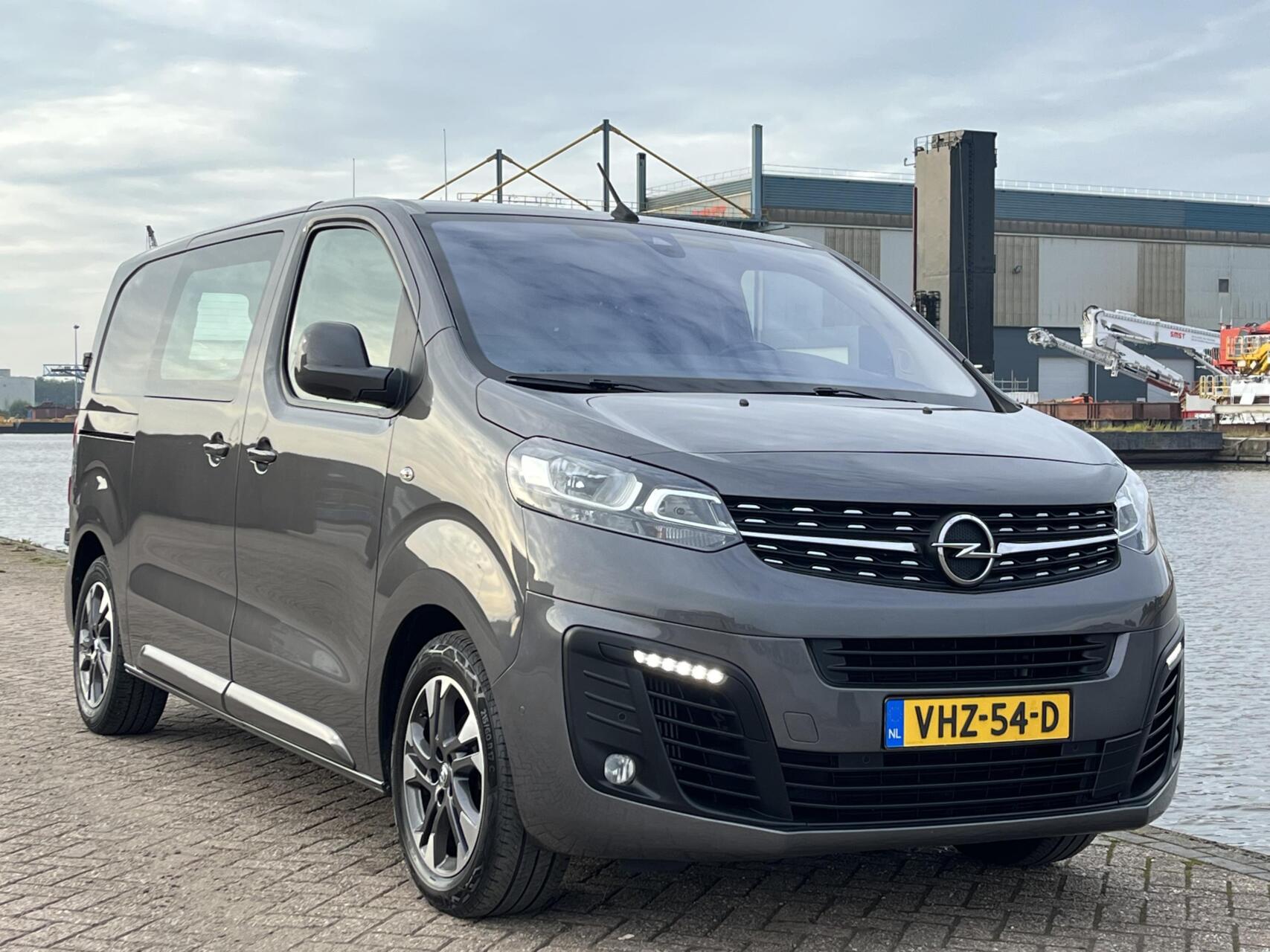 Foto van Opel Vivaro