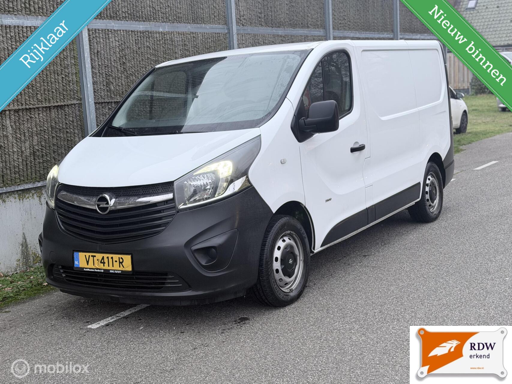 Foto van Opel Vivaro-b