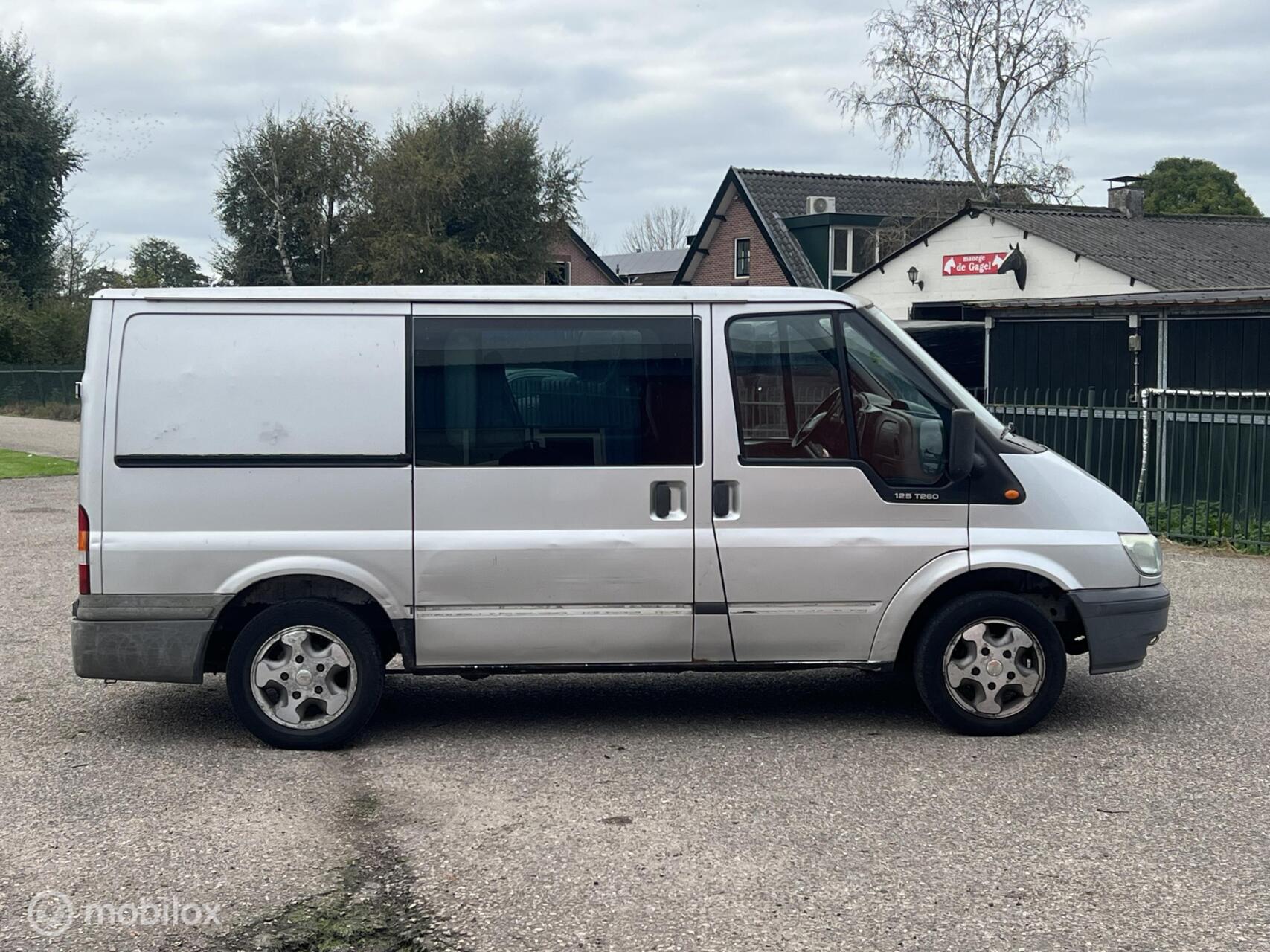 Foto van Ford Transit 260s FD DC 125 LR 4,23