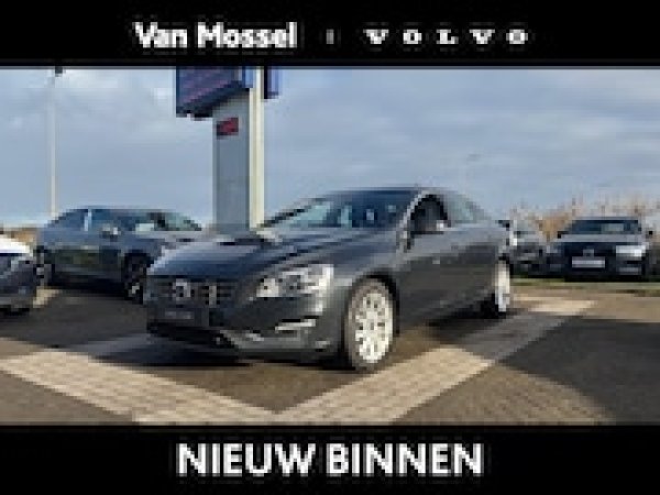 Volvo S60 1.5 T3 Nordic+ 2017 - voorkant