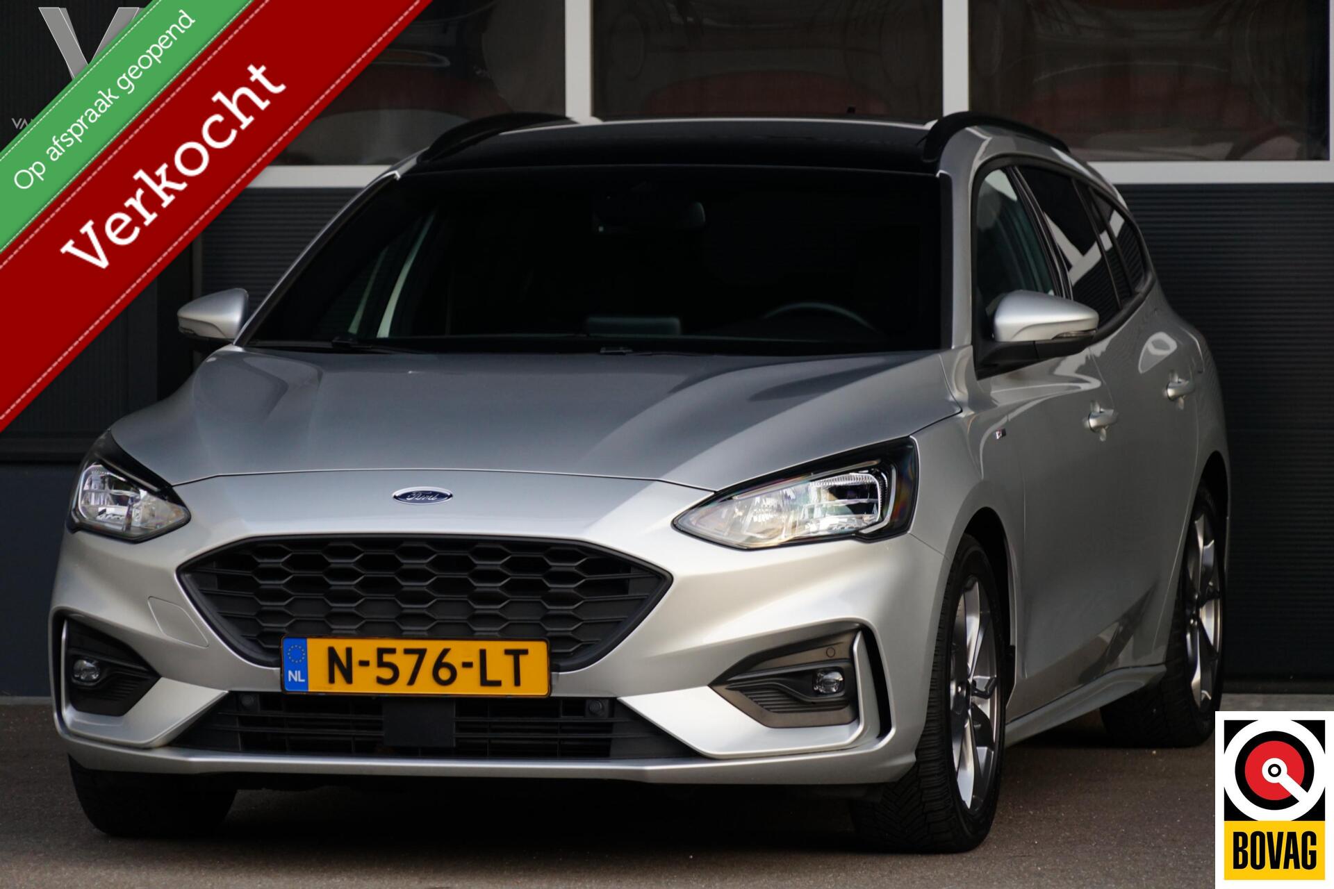Ford Focus 1.0 EcoBoost Hybrid ST Line X Business, pano, trekhaak 2021 - voorkant