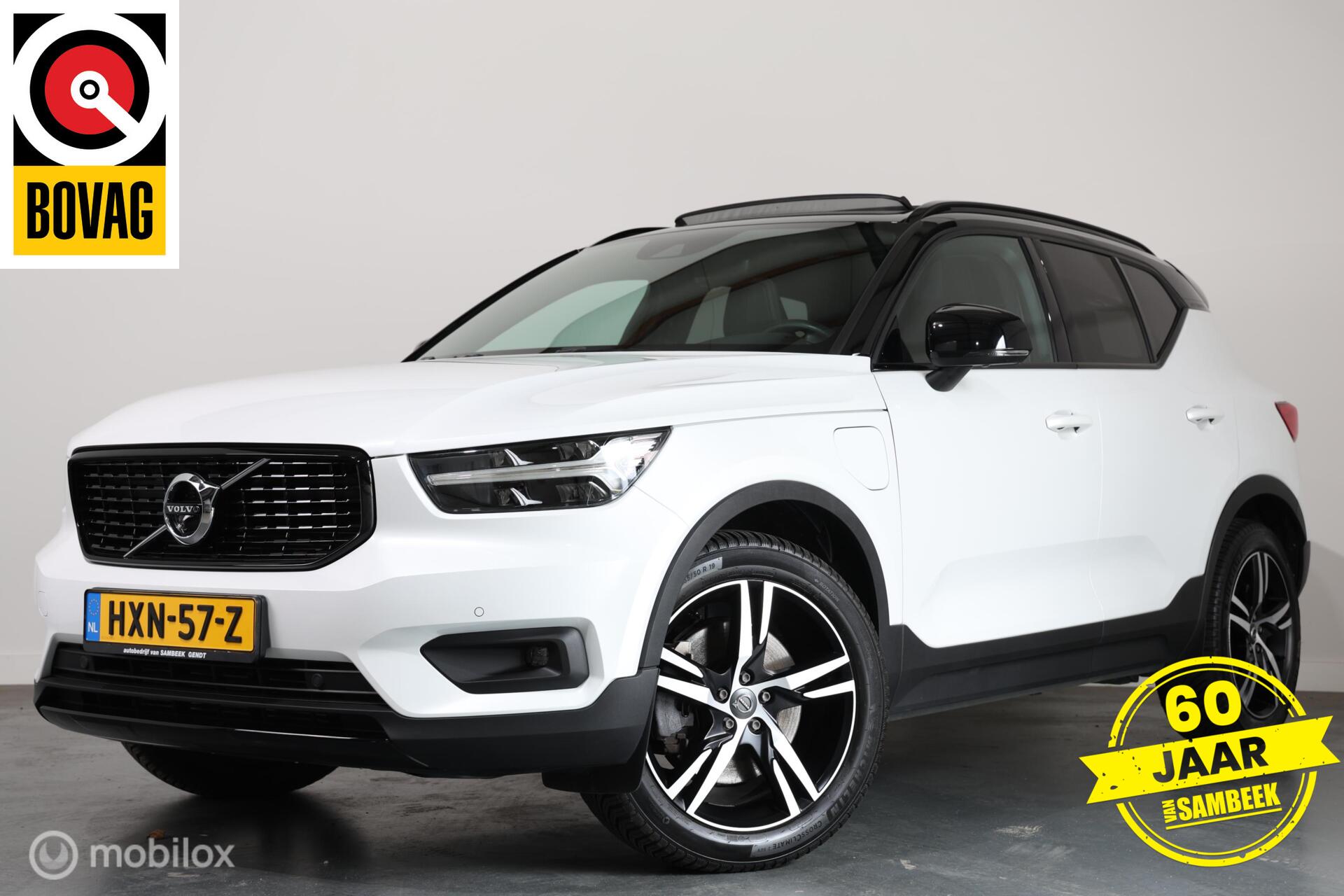 Volvo XC40 1.5 T5 Recharge R-Design-PANO-TREKHAAK-WINTERPACK-LEER 2020 - voorkant