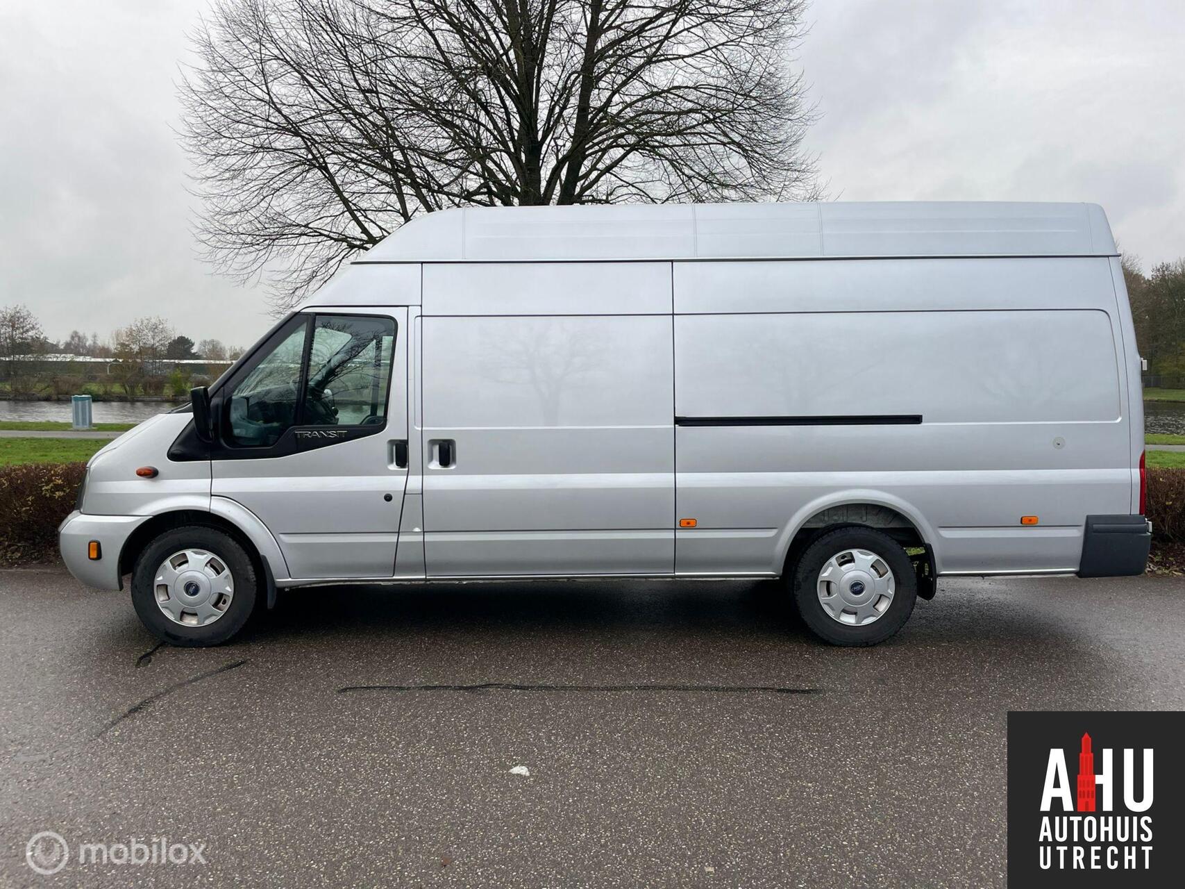 Foto van Ford Transit 350lef Van 200dpf 3,58