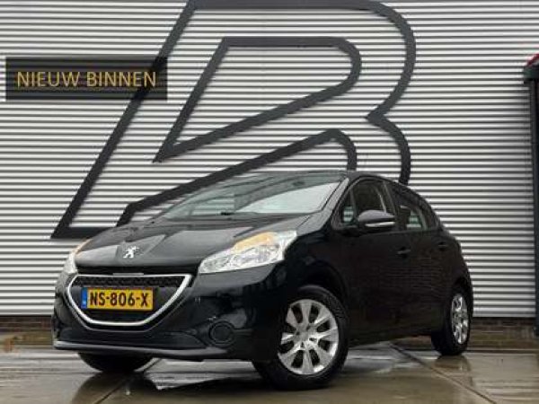 Peugeot 208 1.0 VTi Access 2014 - voorkant