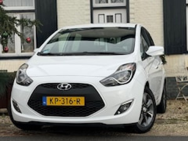 Hyundai Ix20 1.4i Go! 2017 - voorkant