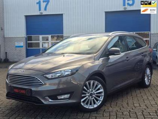 Ford Focus 1.0 Titanium Edition 2015 - voorkant