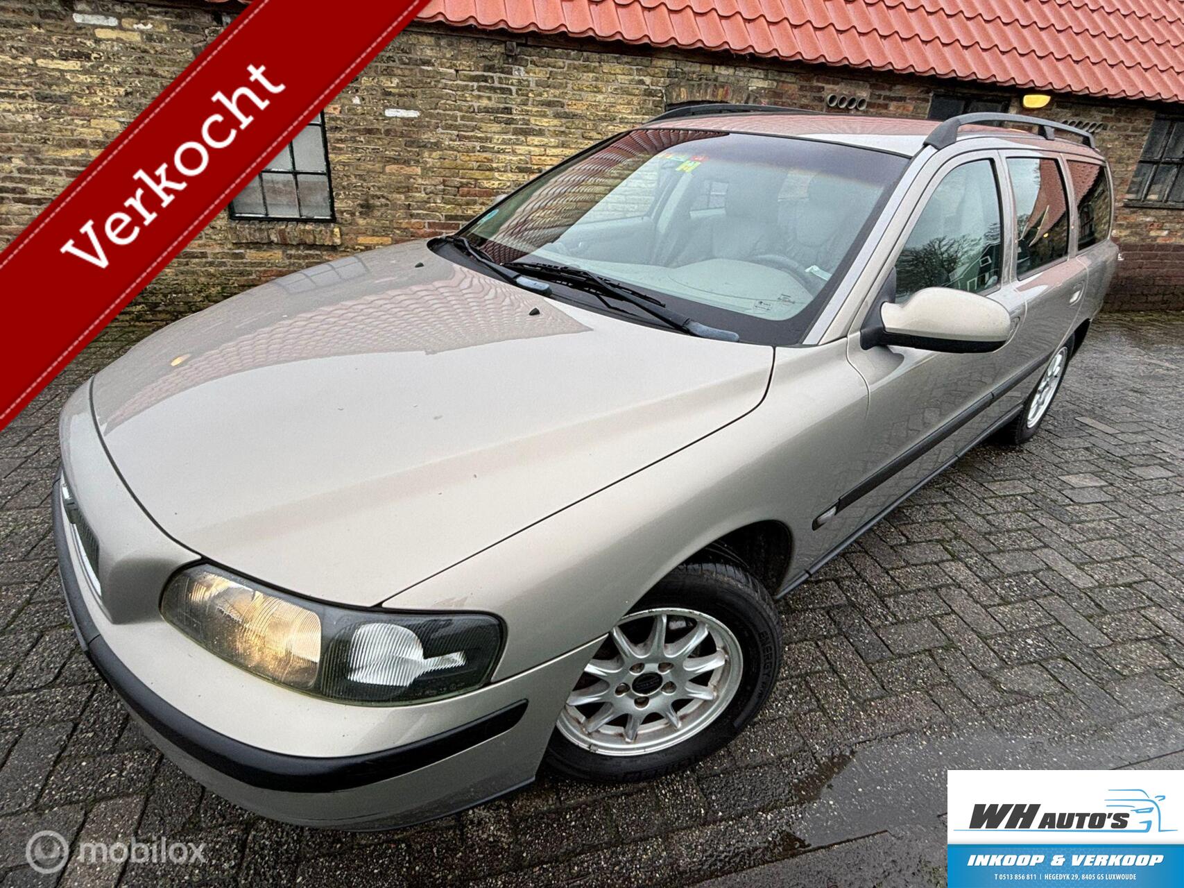 Volvo V70 2.4 D Comfort Line 2002 - voorkant