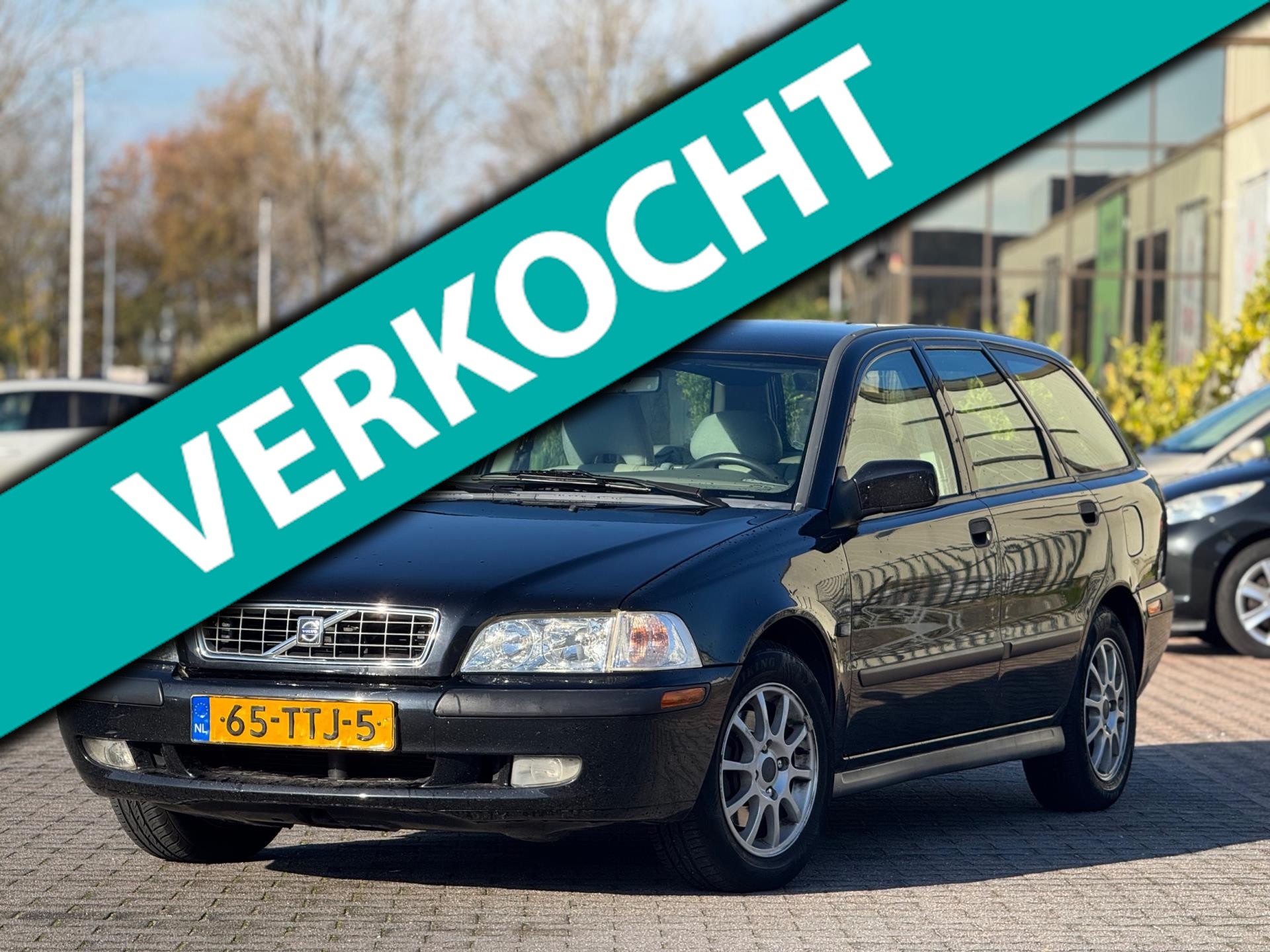 Foto van VOLVO V40