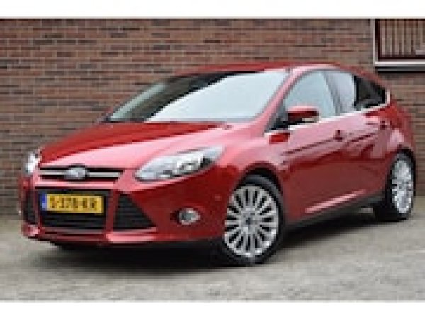 Ford Focus 1.6 EcoBoost First Edition 2011 - voorkant