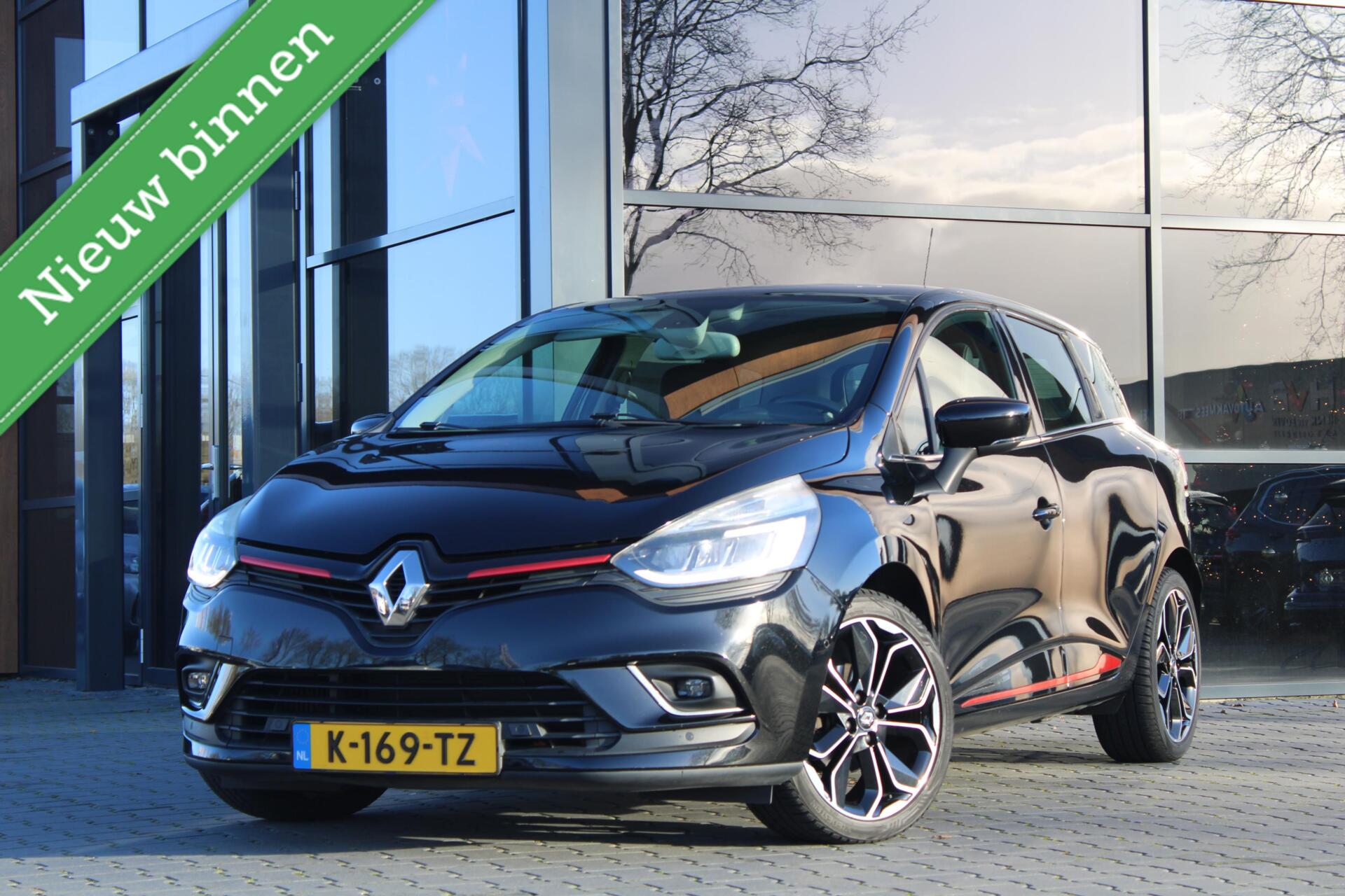 Renault Clio 120PK Automaat | Pano | Camera | Stoelverwarming 2017 - voorkant