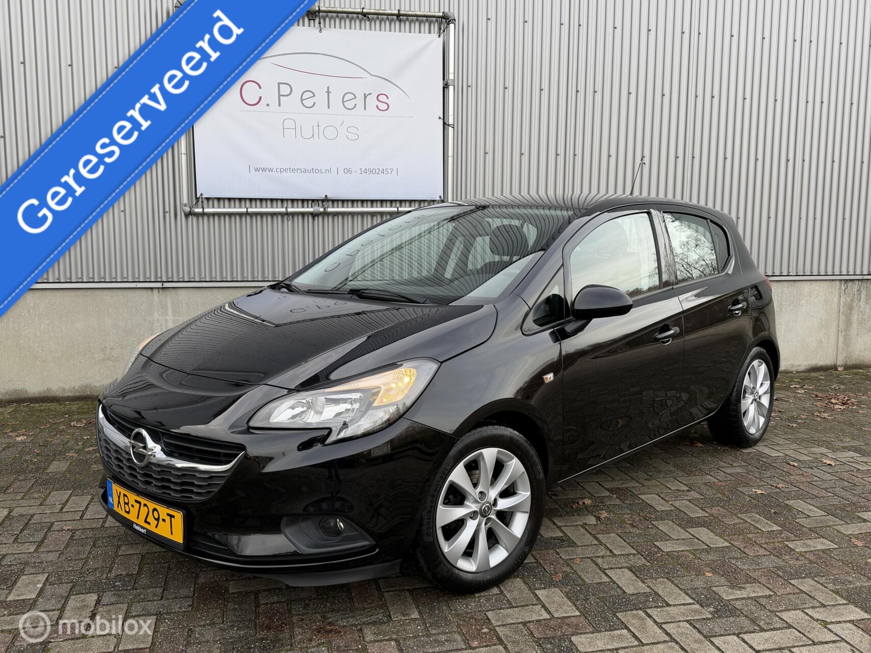 Opel Corsa 1.4 Favourite 11-2018 / Carplay / Navigatie / Cruisecontrol / Trekhaak / Dealeronderhouden NAP 2018 - voorkant