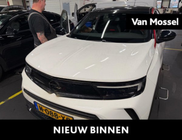 Opel Mokka GS Line 50-kWh 7.4kw bl. 2021 - voorkant