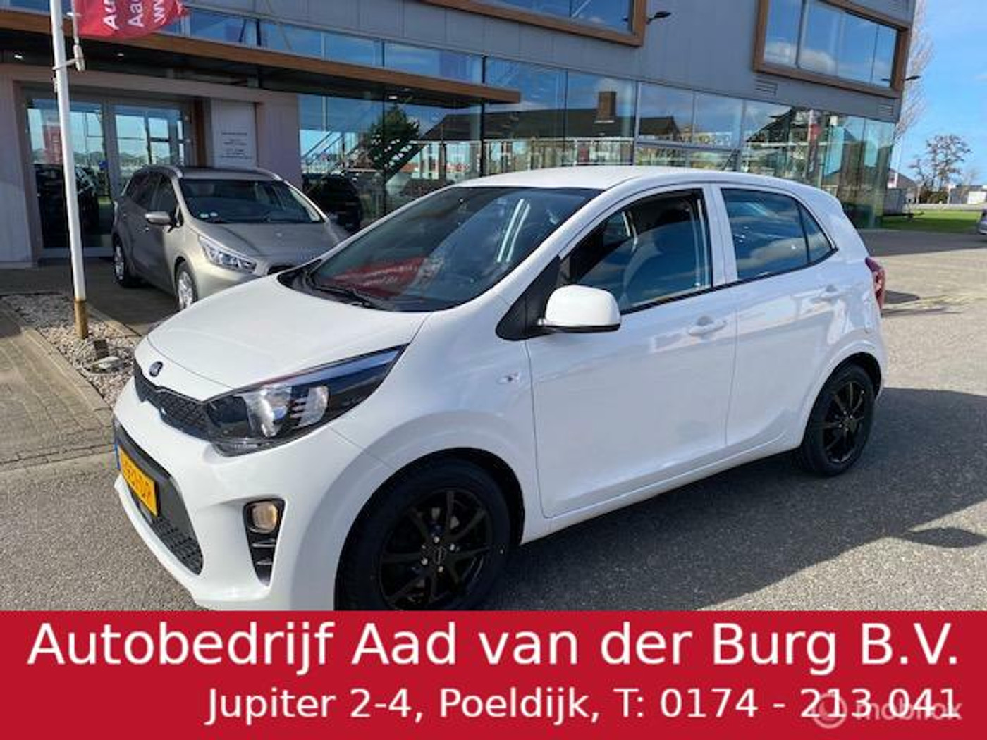 Kia Picanto 1.0  67pk Sport Velgen zwart hoogglans + nieuwe banden , Airco , Cruise controle , Bluetooth - Spotify - Google map afspeelbaar ,   Elctr. ramen , deurvergrendeling met afstandbediening, tot 7 jaar fab garantie 2021 - voorkant