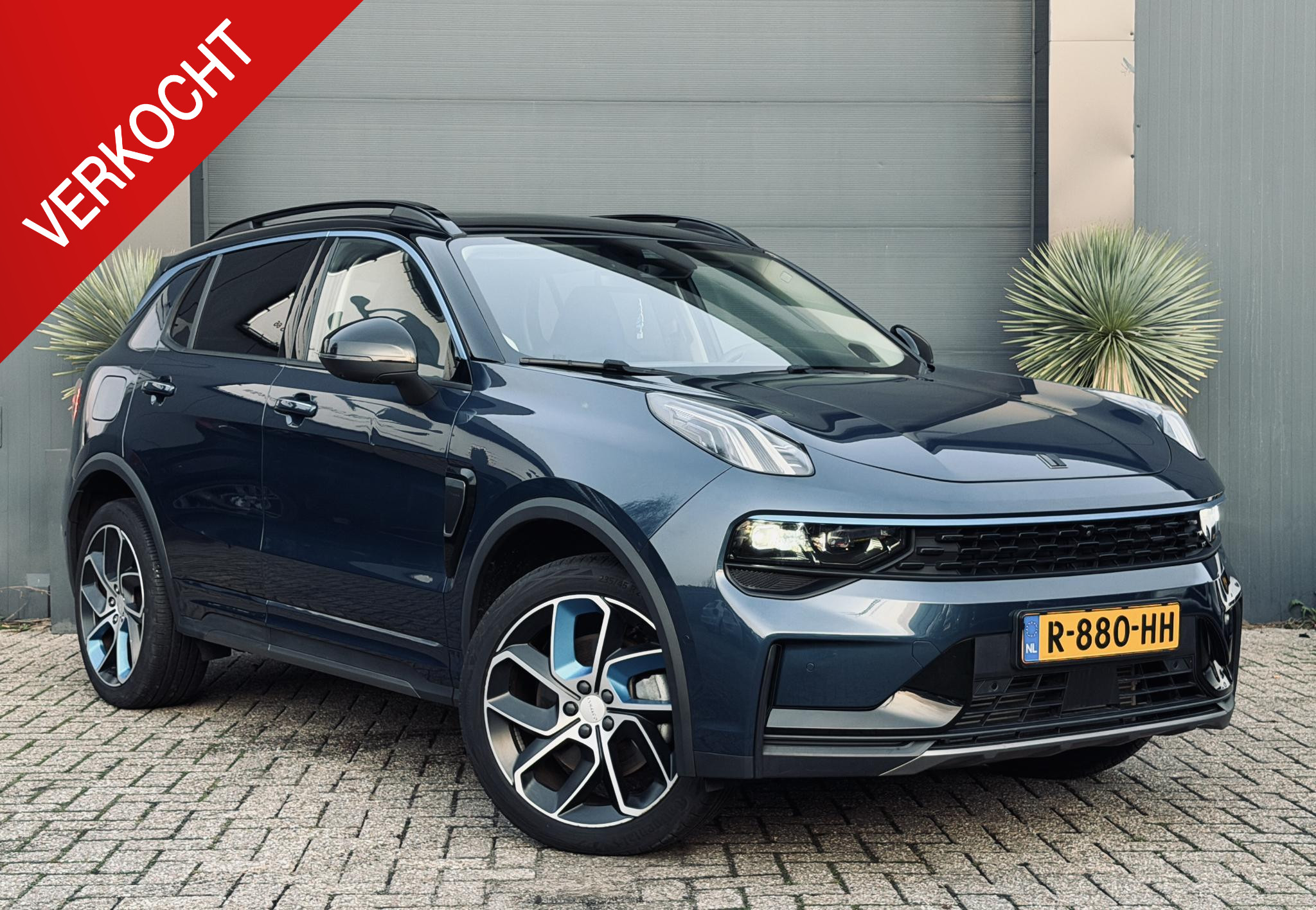 Foto van LYNK&CO LYNK & CO 01