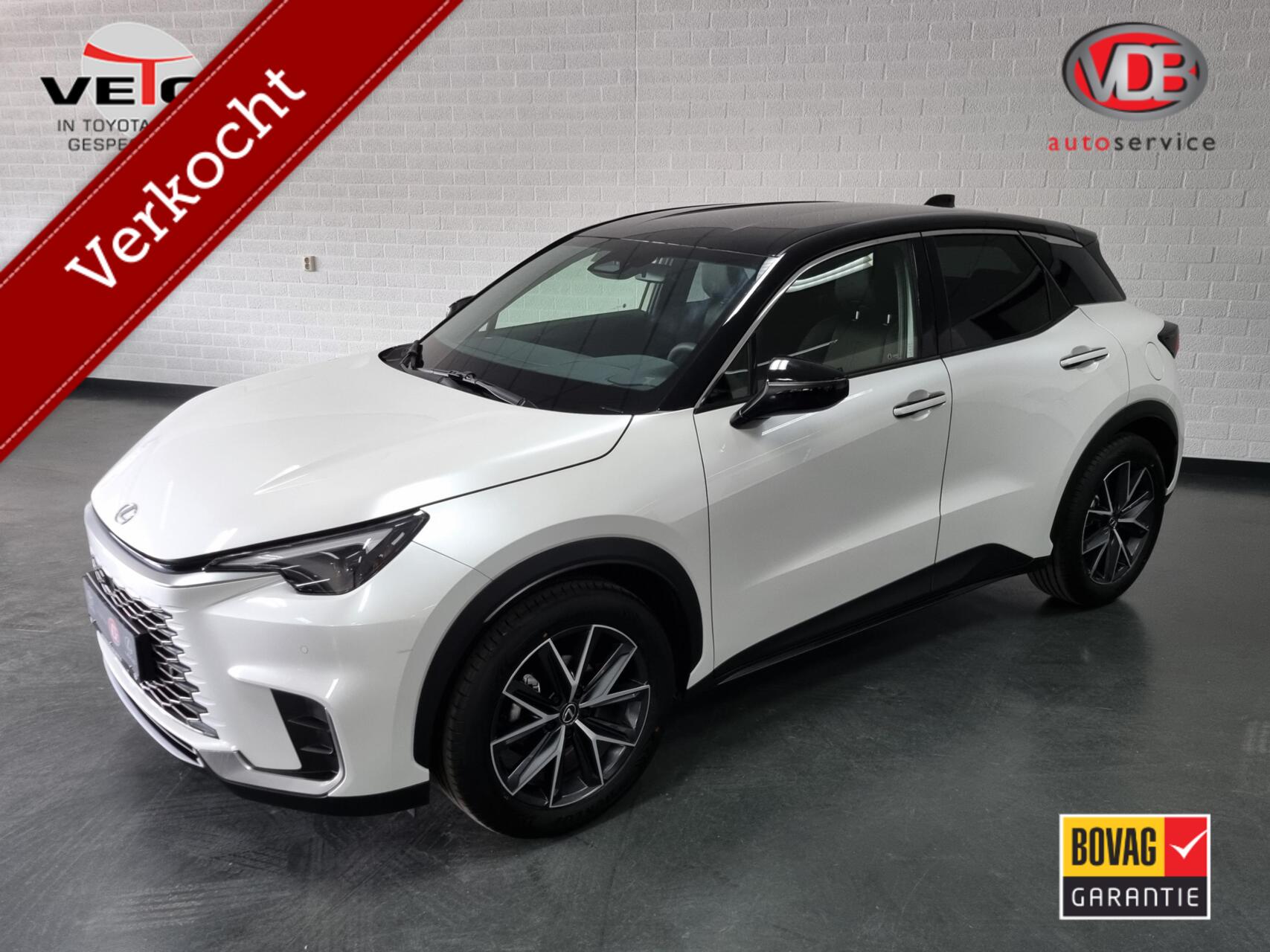 Lexus LBX Emotion 2WD / Bi-Tone / TechPack / Elektr. Achterklep 2024 - voorkant