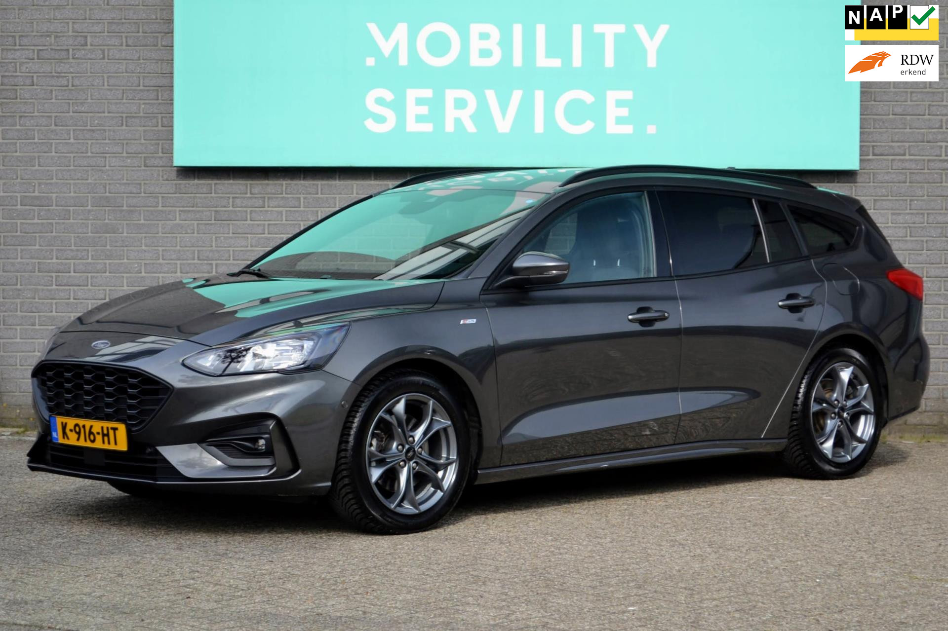 Ford Focus 1.0 EcoBoost Hybrid ST Line Business B&O Clima CarPlay Laneassist 2021 - voorkant