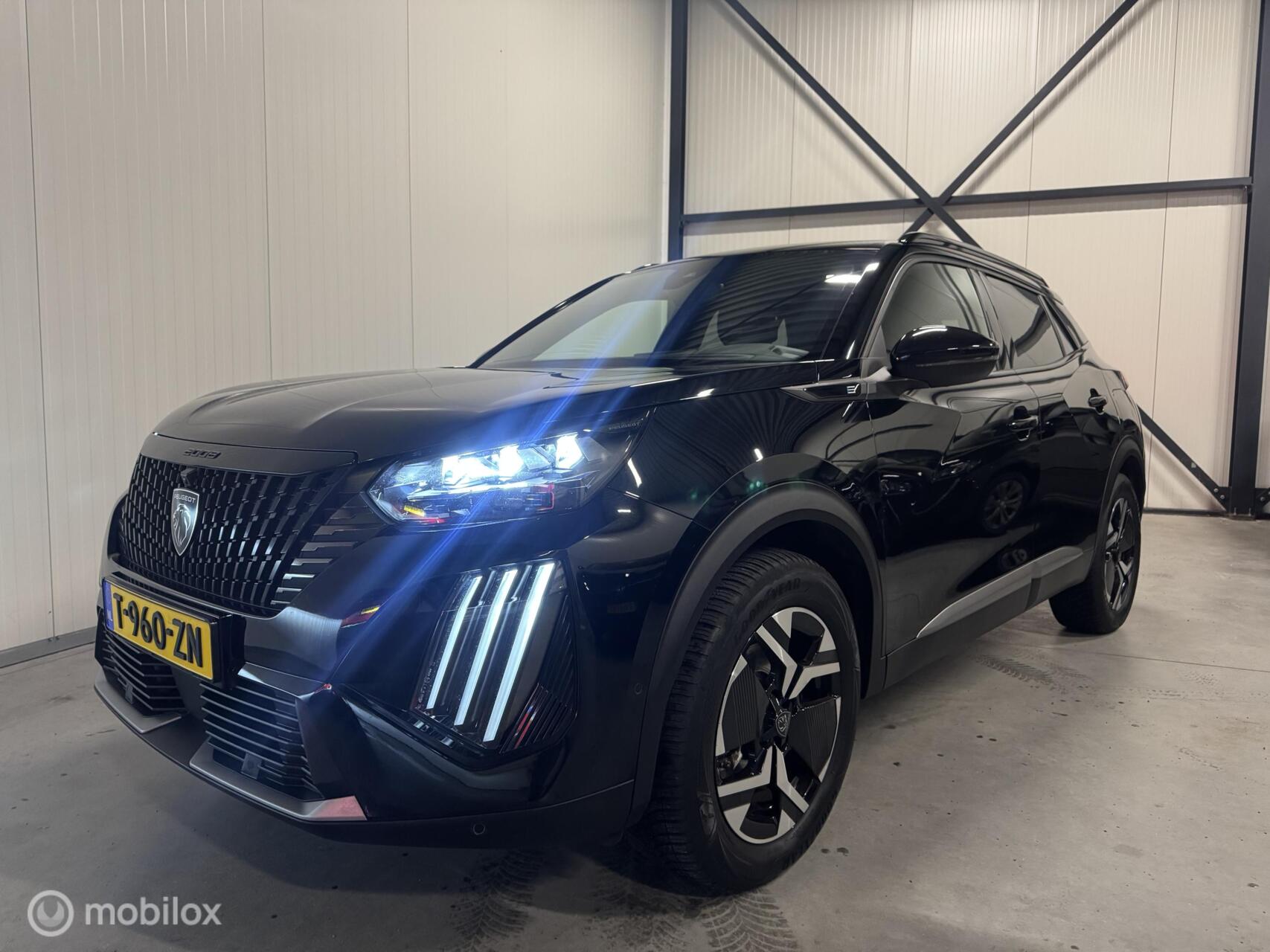 Peugeot 2008 EV GT 54 kWh SOH 95% 2023 - voorkant