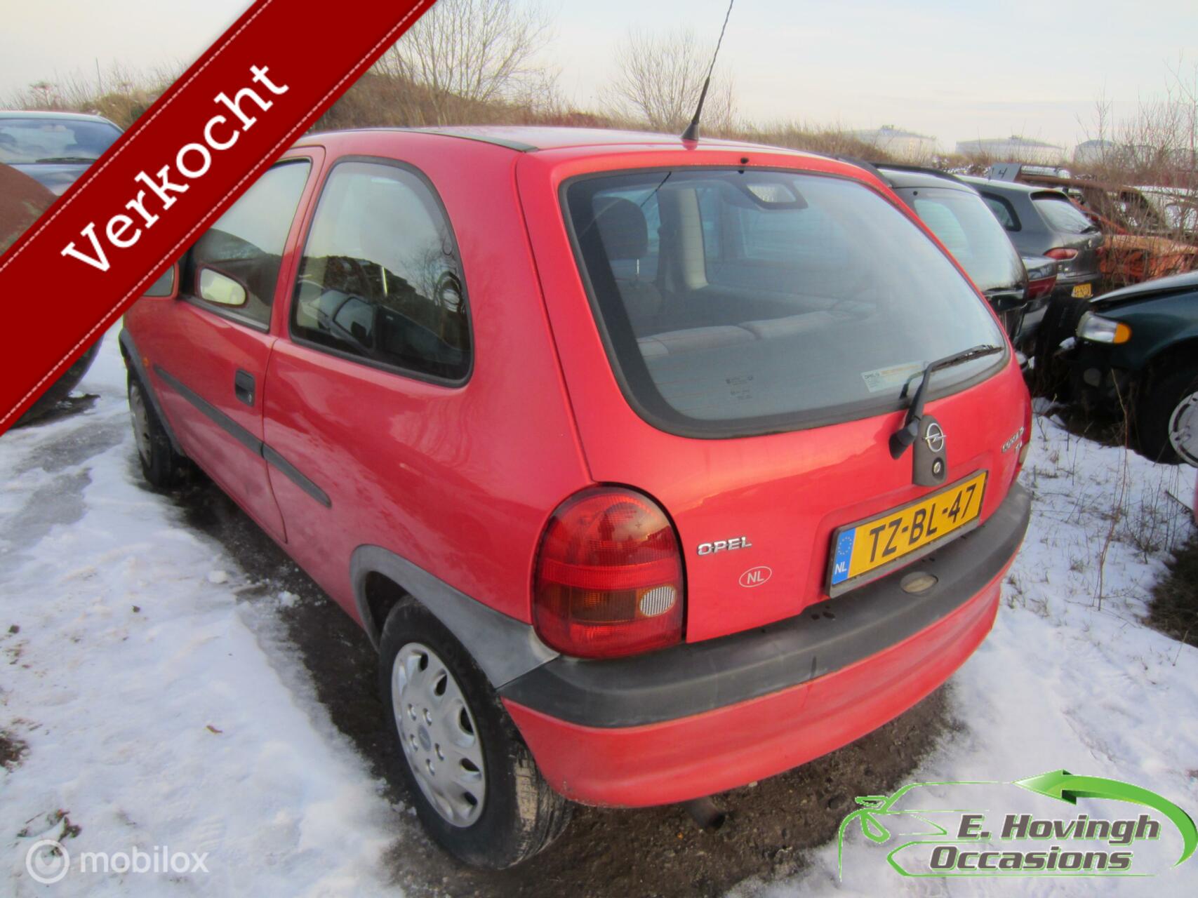 Opel Corsa 1.2i-16V Swing 1998 - voorkant