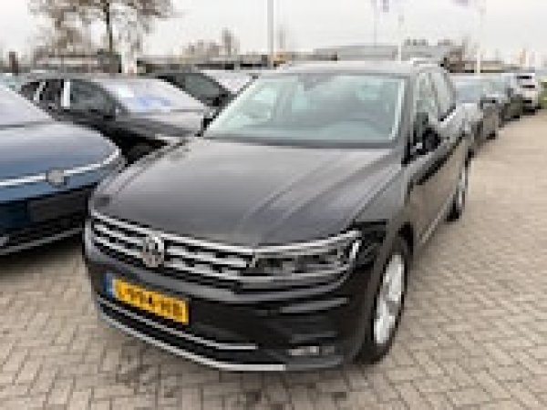 Volkswagen Tiguan 2.0 TDI Highline 2020 - voorkant