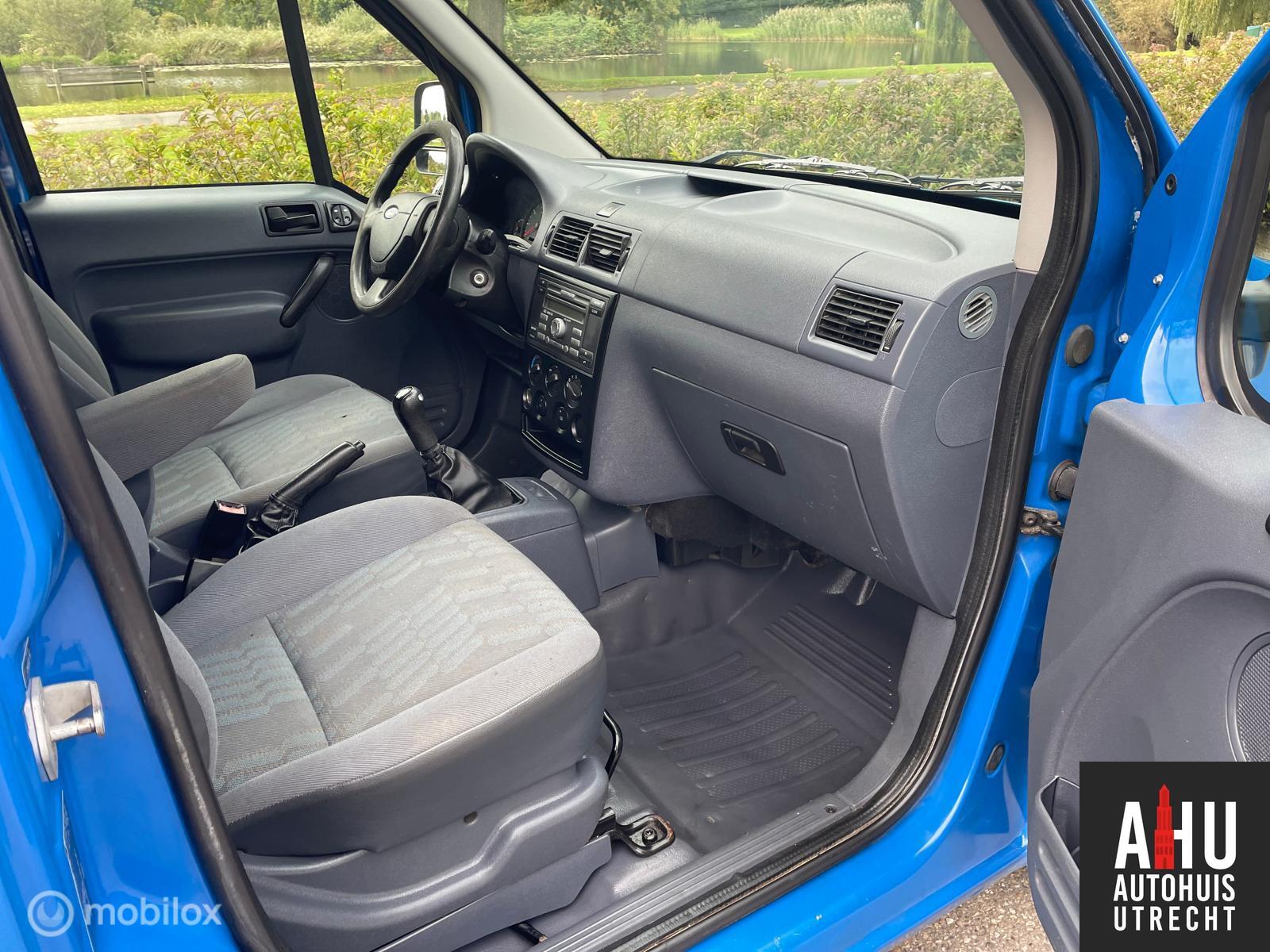 Foto van Ford Transit Connect T200s Van 1,8tdci 55