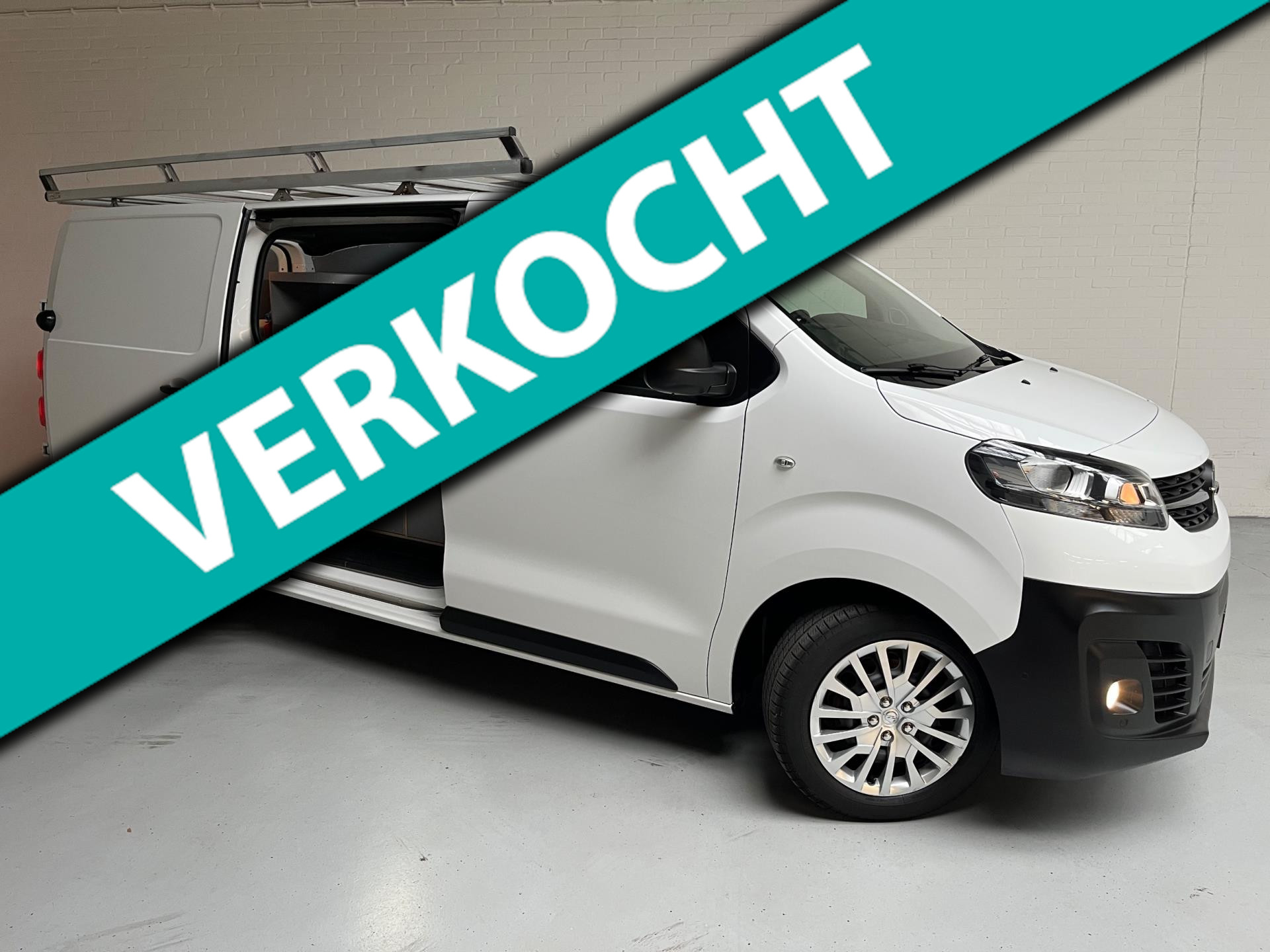 Opel Vivaro L3H1 SERVICEWAGEN 1.5 CDTI 102PK euro6 Edition 3Persoons, Imperiaal, Kasten, Airco, Trekhaak 2000KG, RIJKLAARPRIJS! 2020 - voorkant
