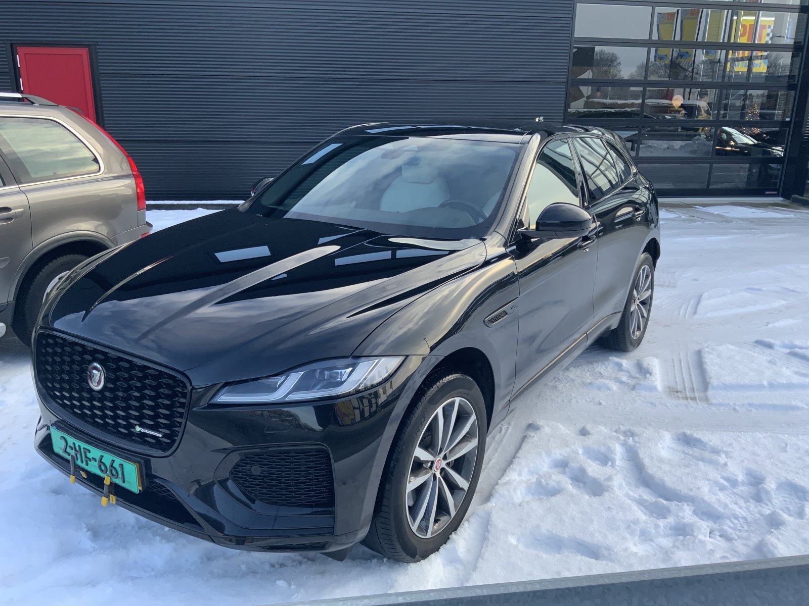 Jaguar F-pace 2.0 P400e R-Dyn. Bl. 2022 - voorkant