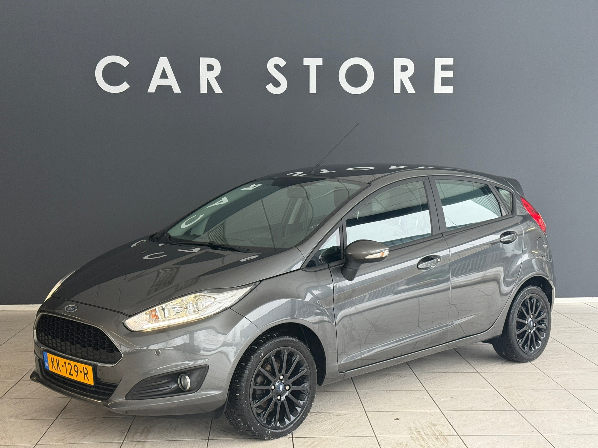 Ford Fiesta 1.0 80 PK Style Ultimate Navi PDC LED 2016 - voorkant